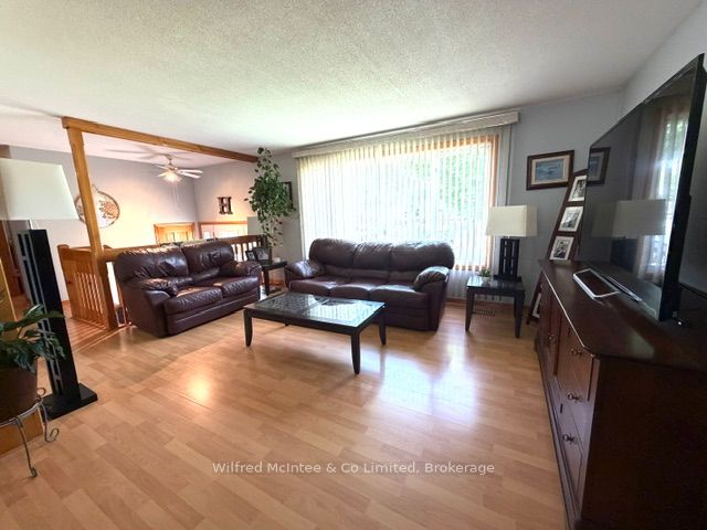925 Old Durham Road, Brockton, ON N0G 2V0 photo 5