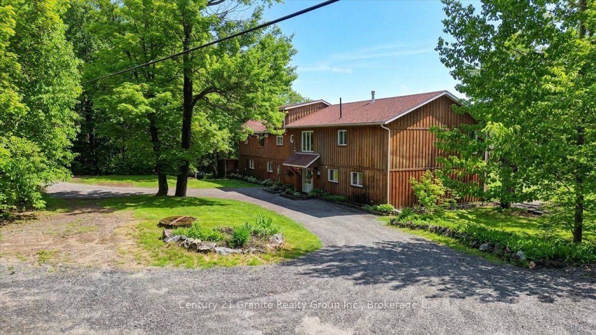 2077 Mink Lake Road, Hastings Highlands, ON K0L 1P0 photo 2