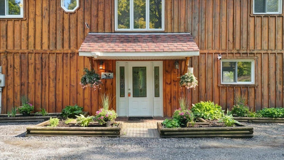 2077 Mink Lake Road, Hastings Highlands, ON K0L 1P0 photo 5