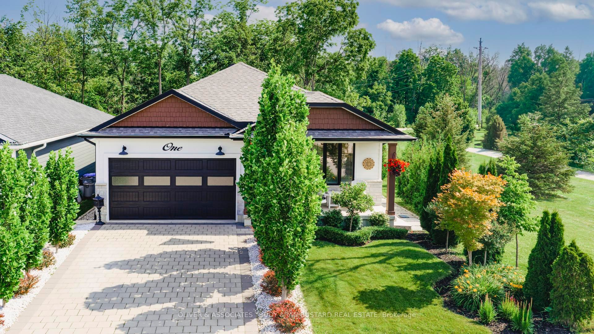 1 Creek Side Place, Lambton Shores, ON N0M 1T0 photo 2