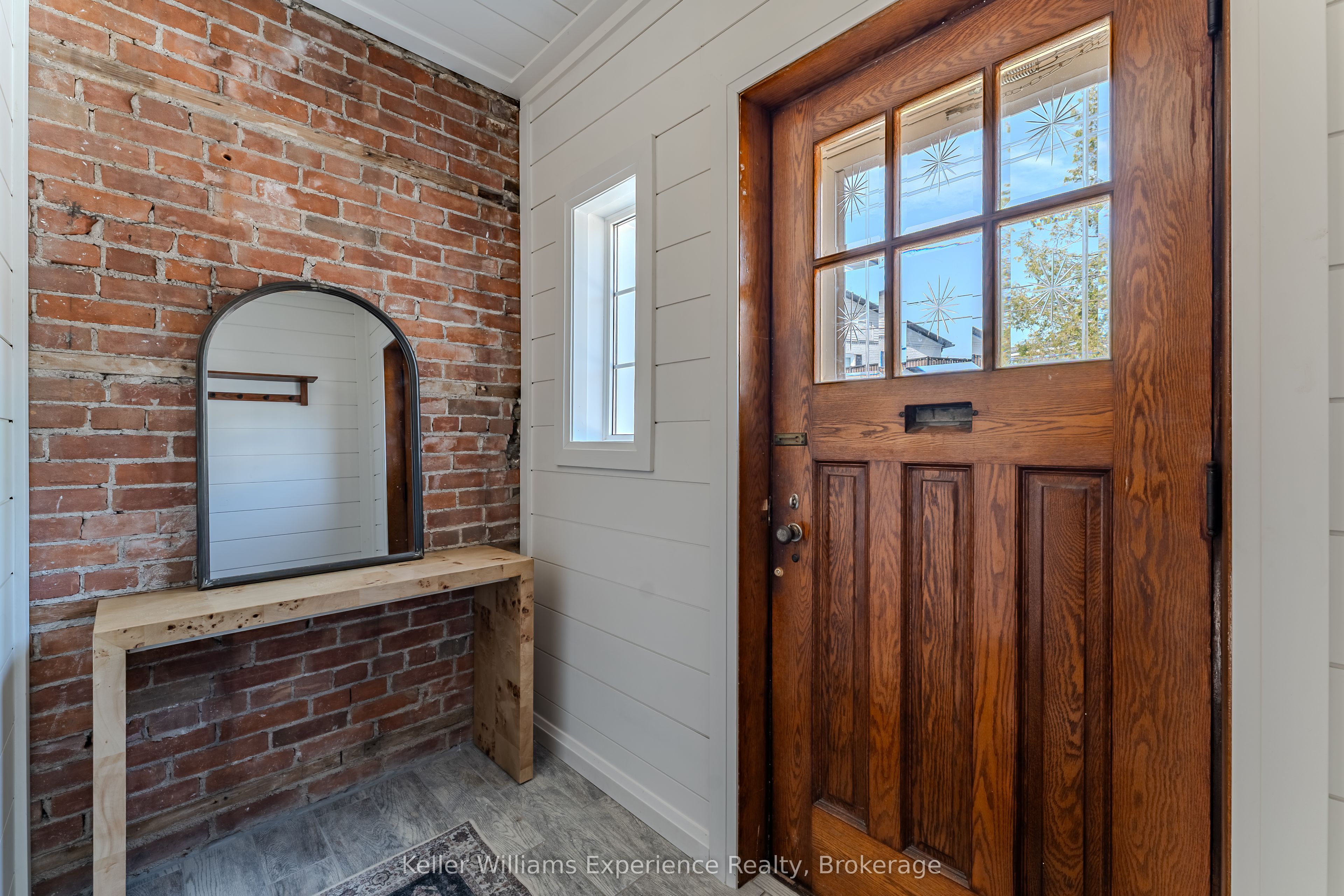 211 5th Street E, Owen Sound, ON N4K 1C6 photo 4