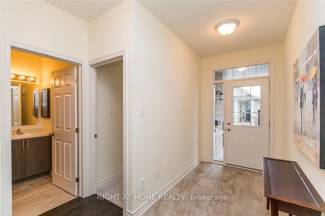 113 PASSAGEWAY Way, Kanata, ON K2M 1H6 photo 4