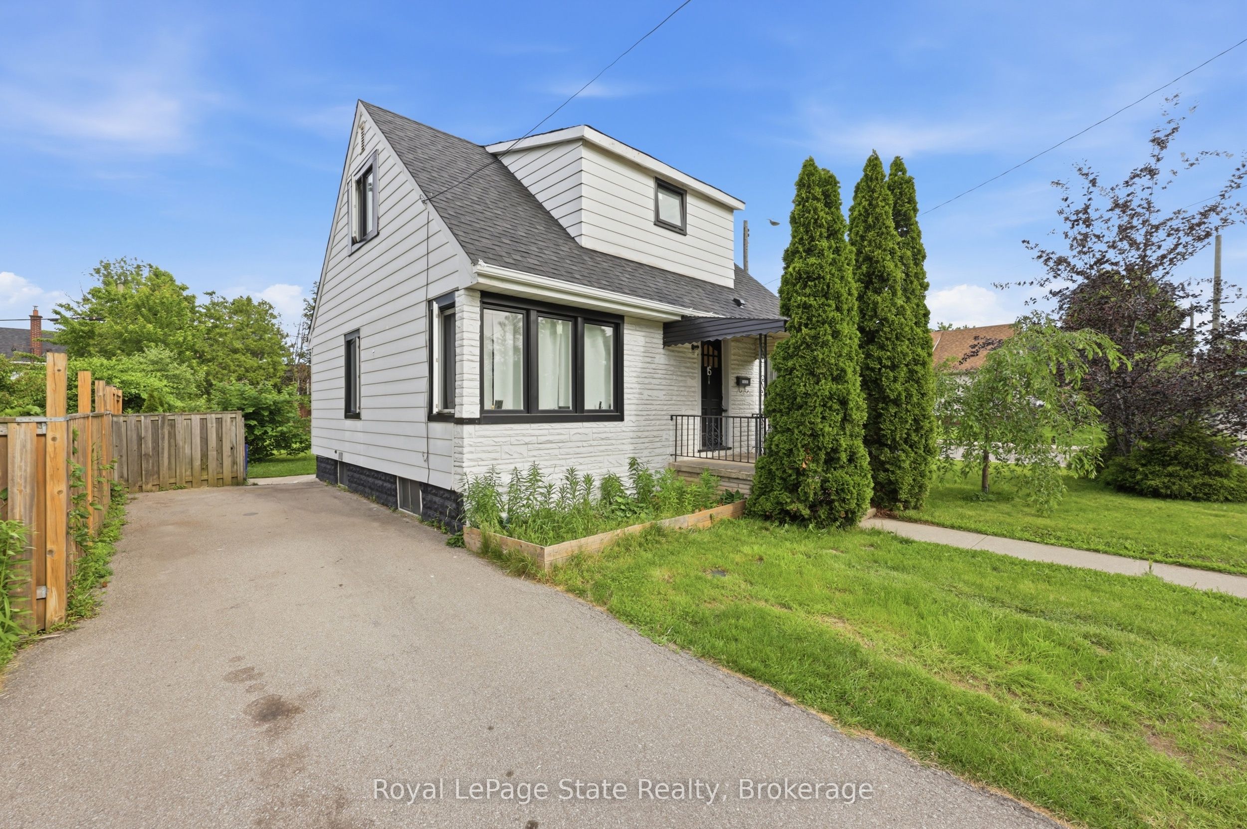 15 West 1st Street, Hamilton, ON L9C 3B5 photo 5