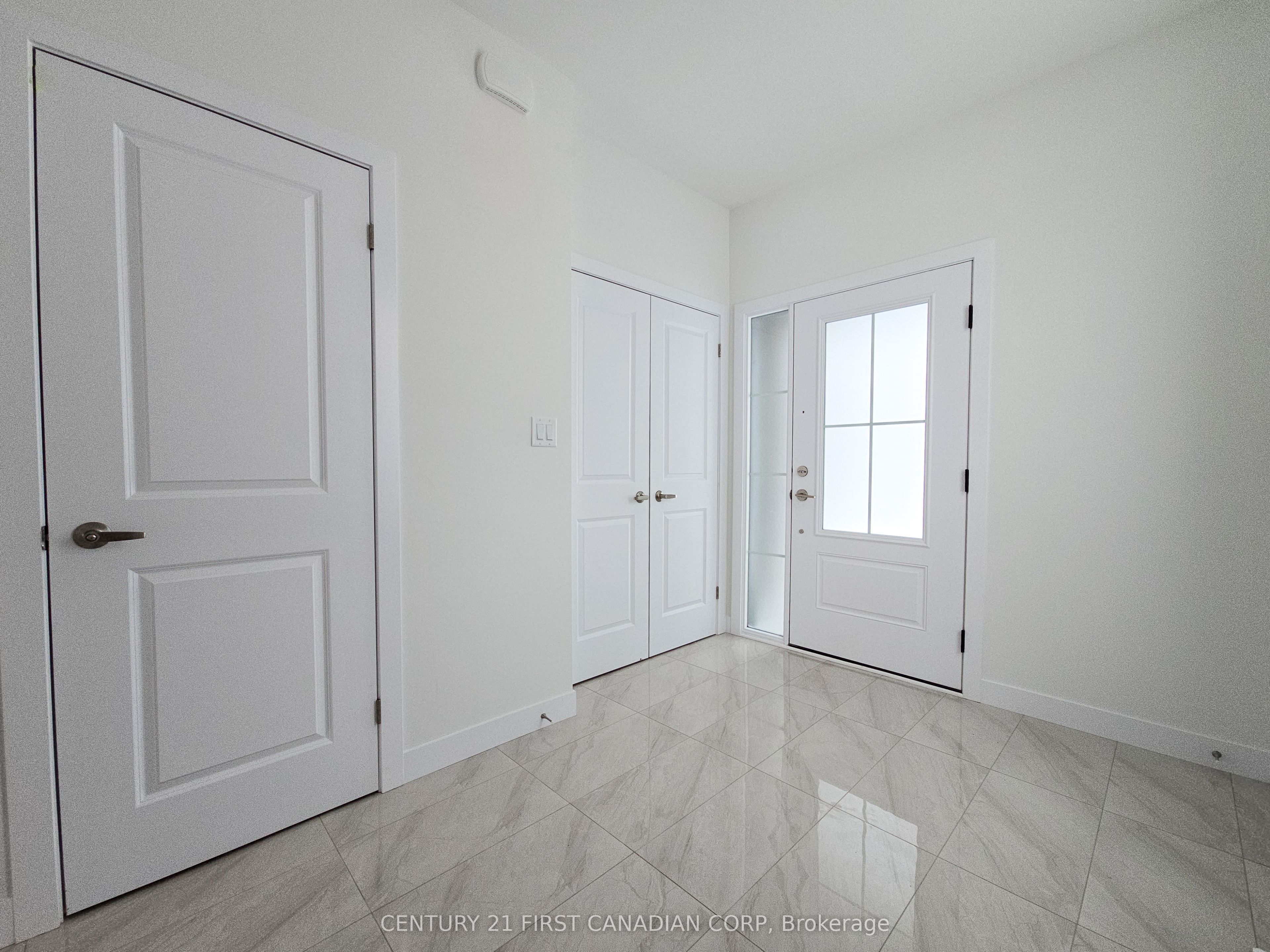 4251 Calhoun Way, London South, ON N6P 1J9 photo 3