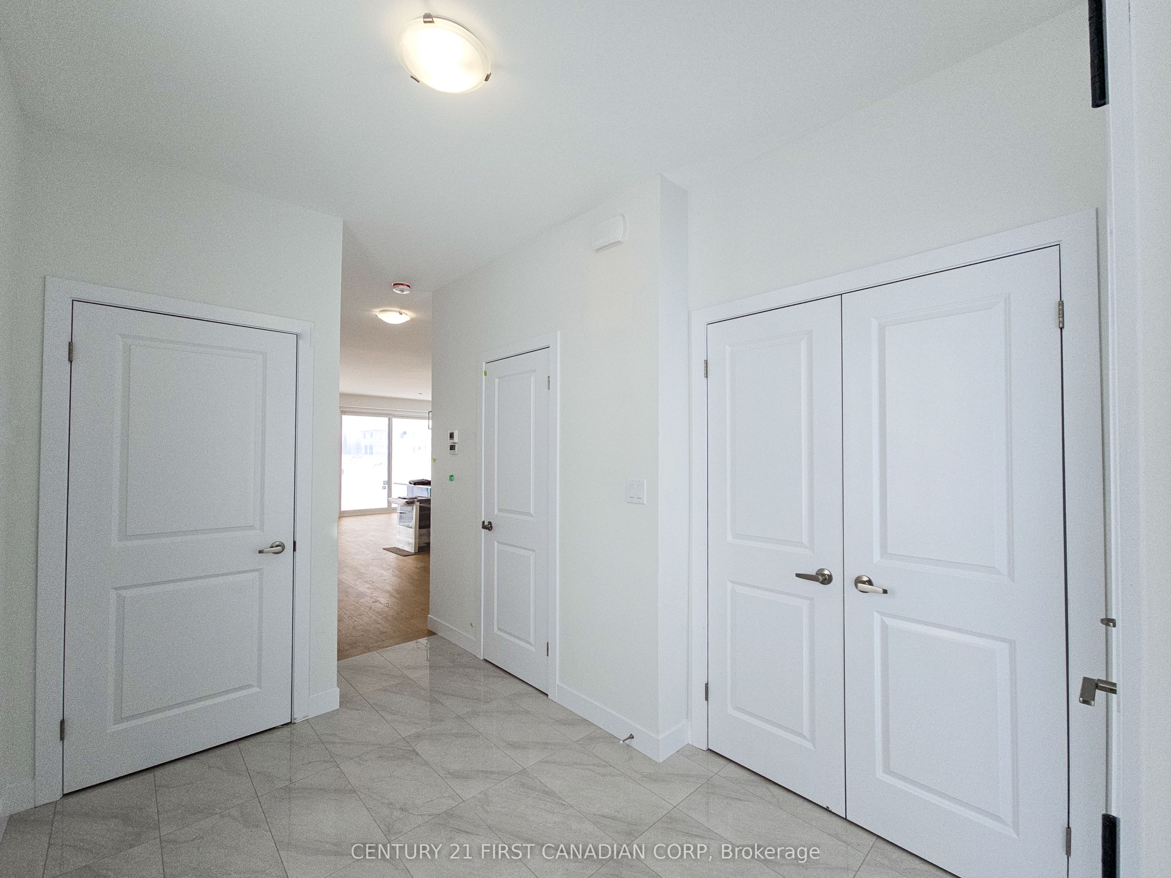 4251 Calhoun Way, London South, ON N6P 1J9 photo 4