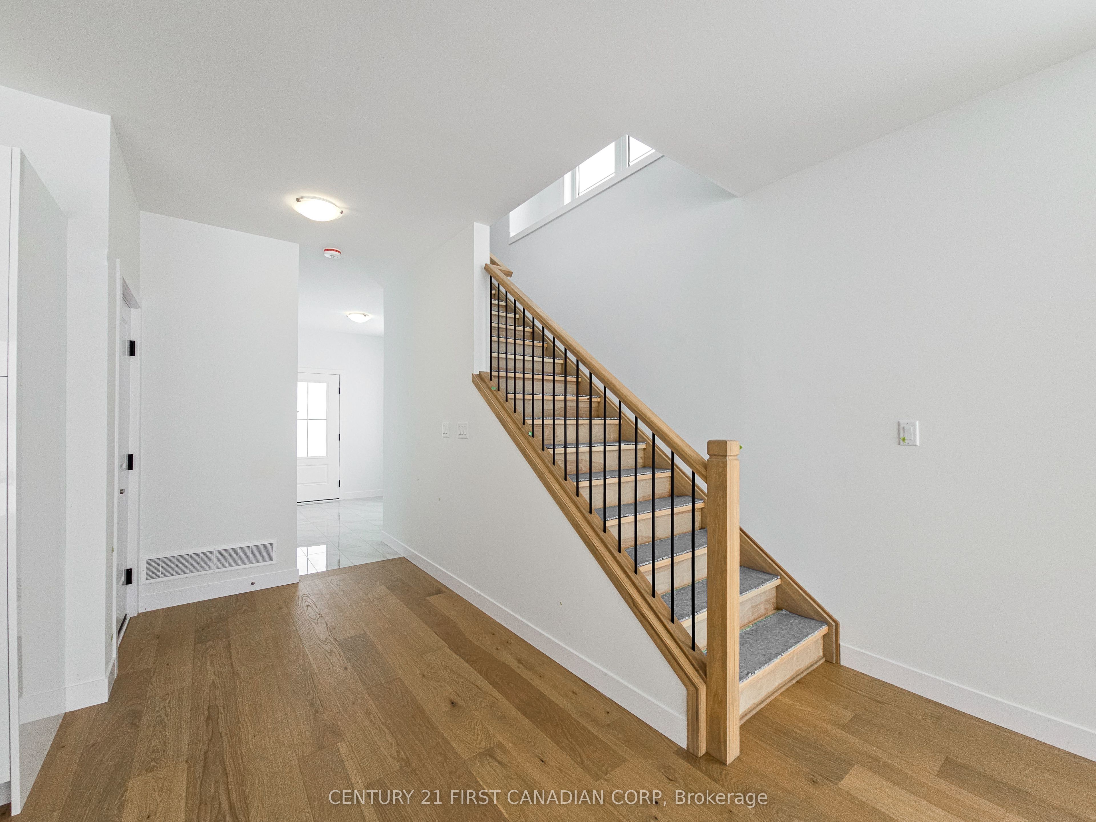 4251 Calhoun Way, London South, ON N6P 1J9 photo 5