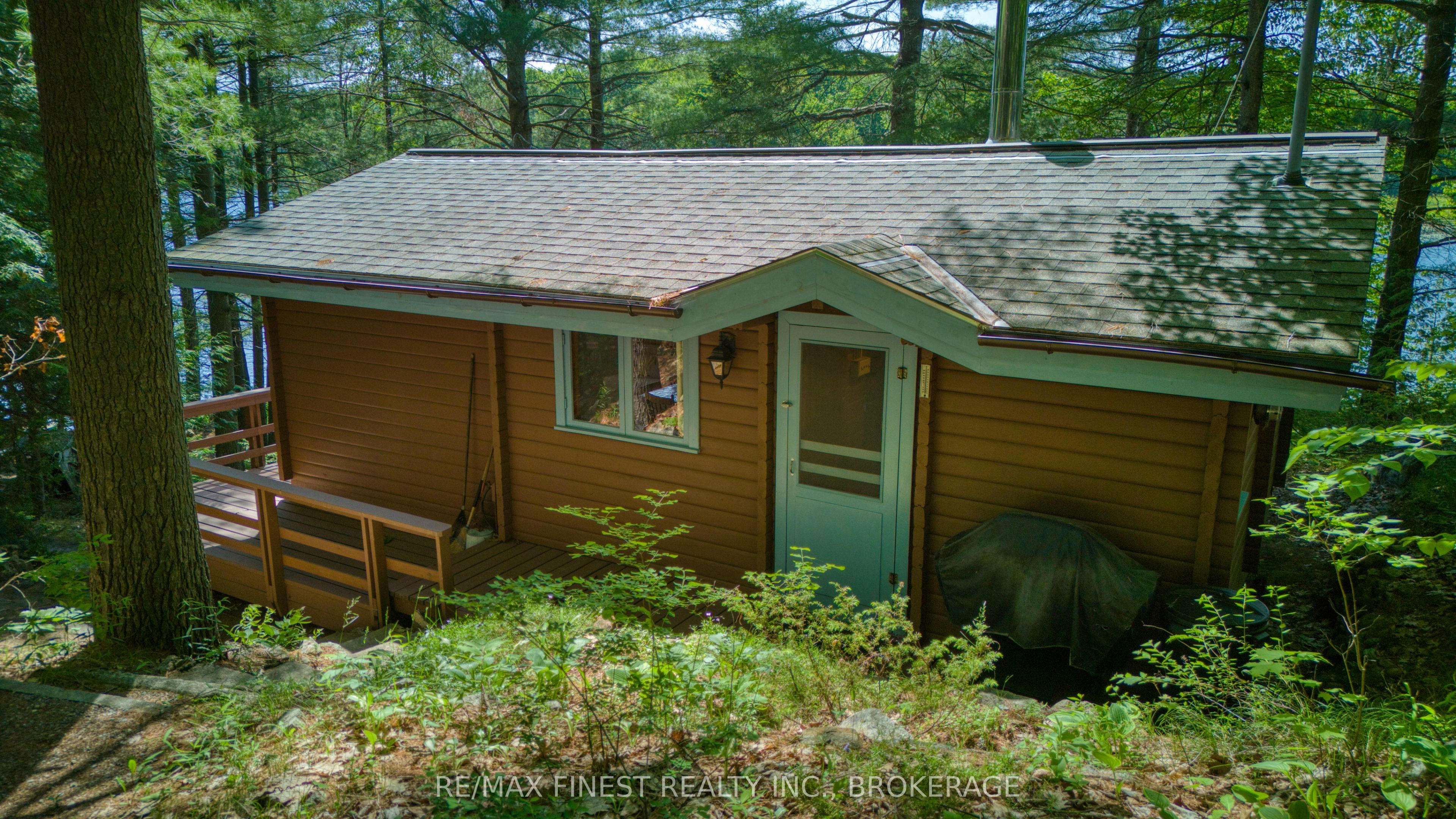 1029 Oak Lane North, Frontenac, ON K0H 2P0