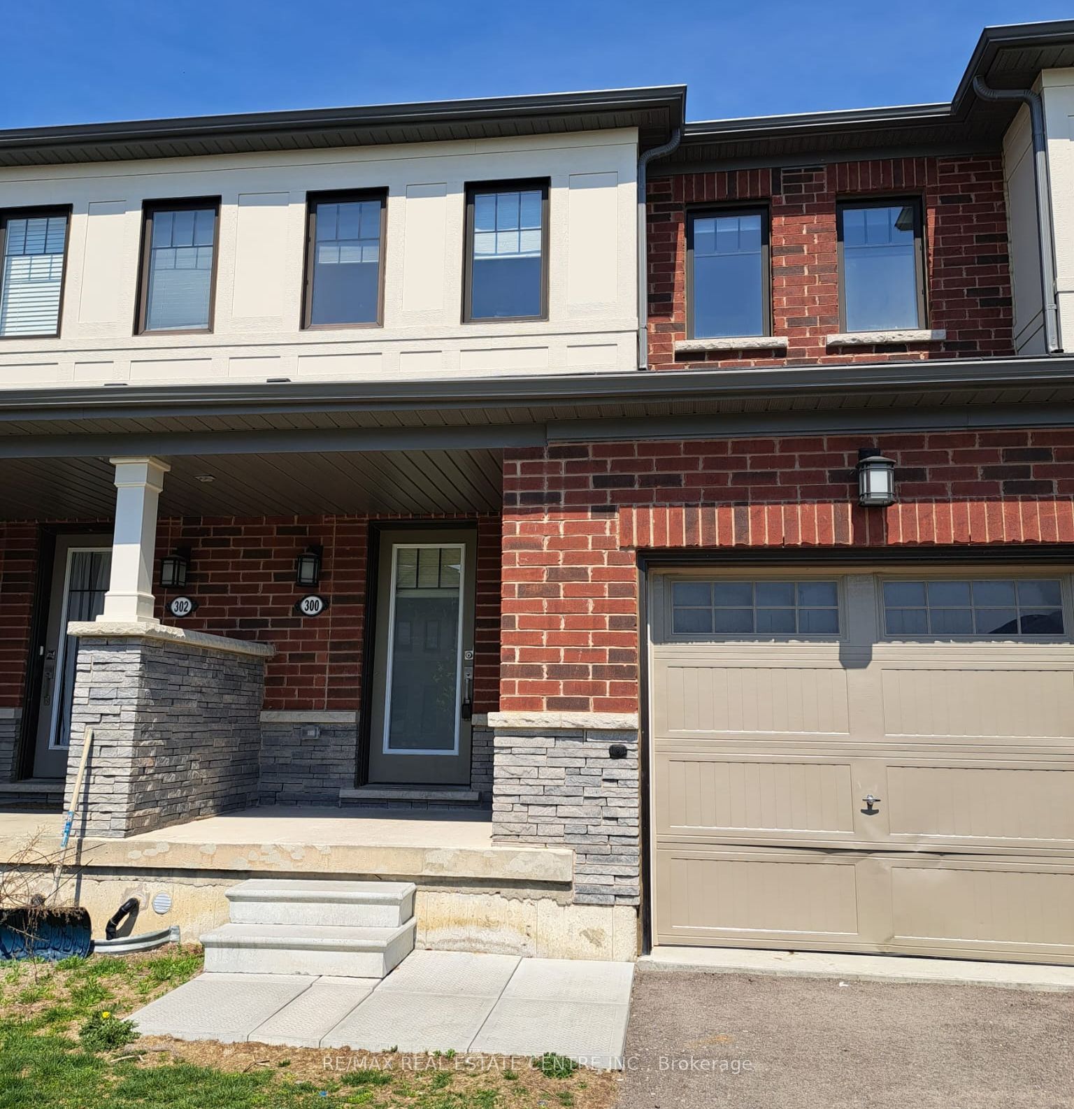 300 Bedrock Road, Hamilton, ON L8J 0M4