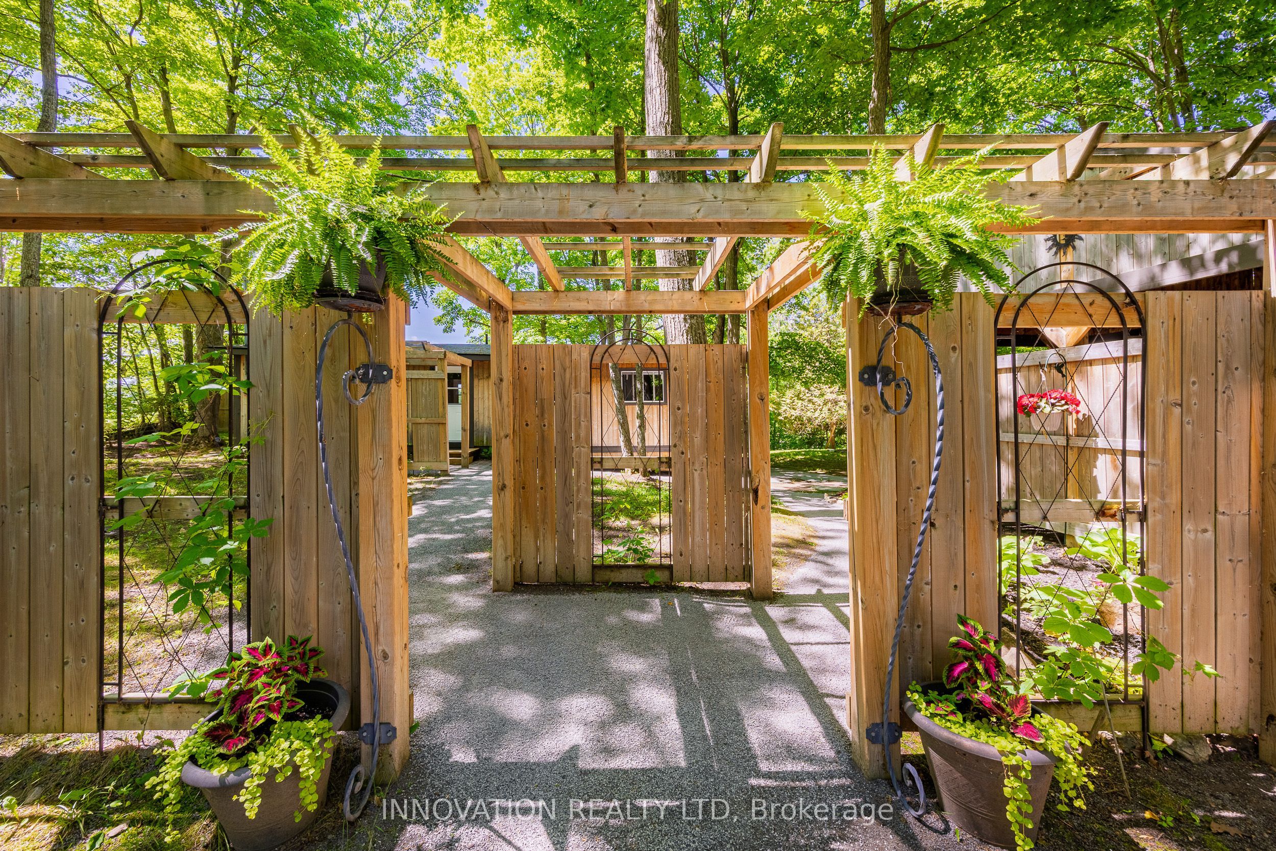 102 Norway Point Road, Drummond/North Elmsley, ON K7C 4K8 photo 4