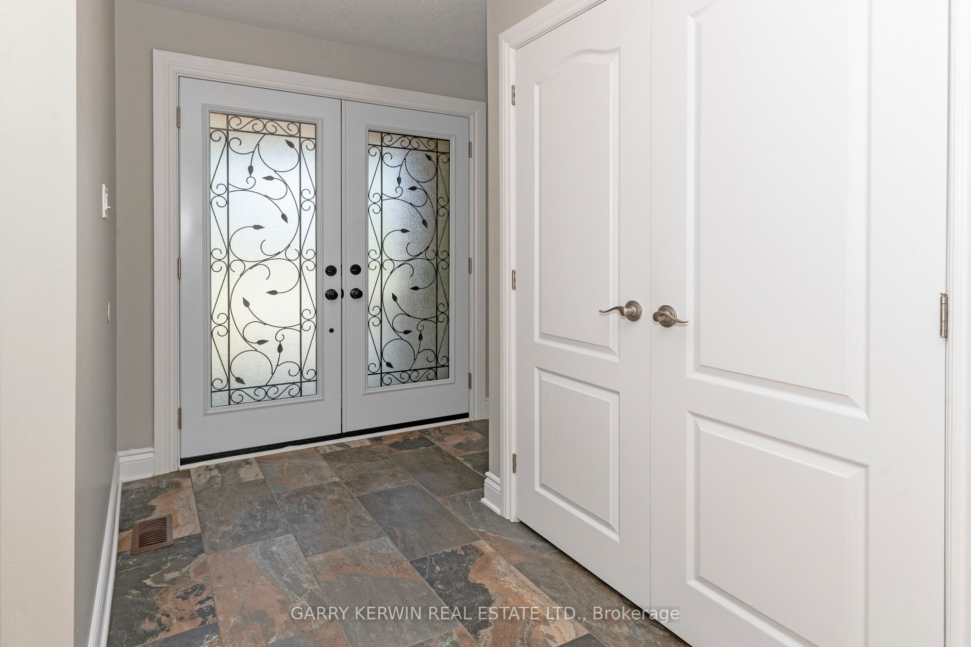 77 Birchfield Avenue, Kanata, ON K2M 2N4 photo 5