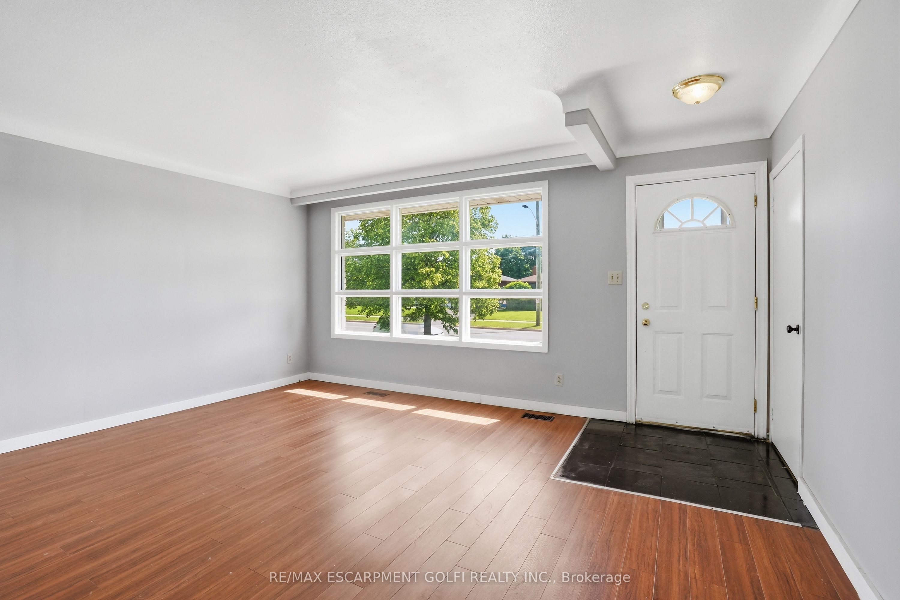 127 WELLINGTON Street, Welland, ON L3B 1B2 photo 4