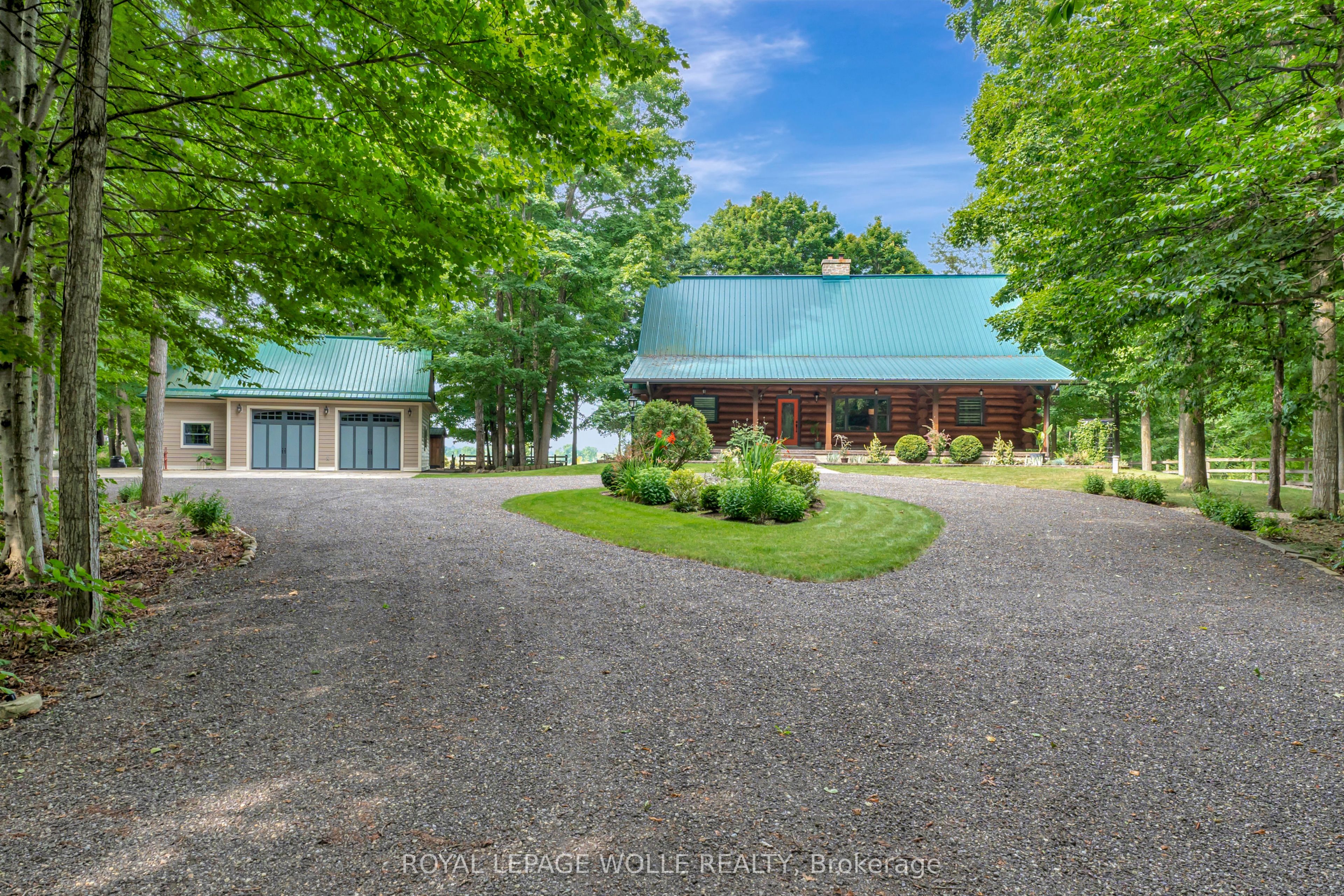 8036 Wellington Road 7 Road, Mapleton, ON N0G 2K0