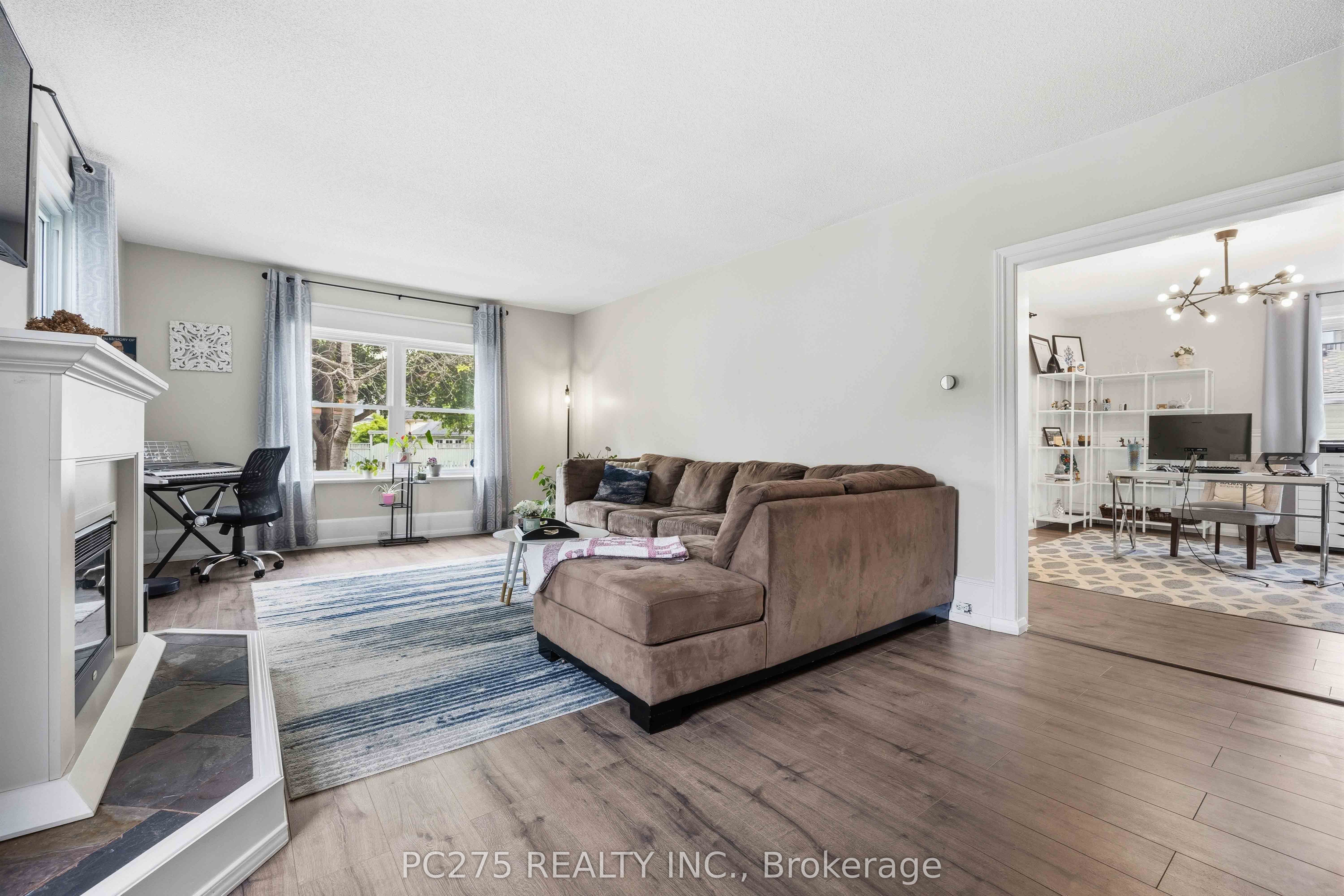 112 Essex Street, Sarnia, ON N7T 4R7 photo 5