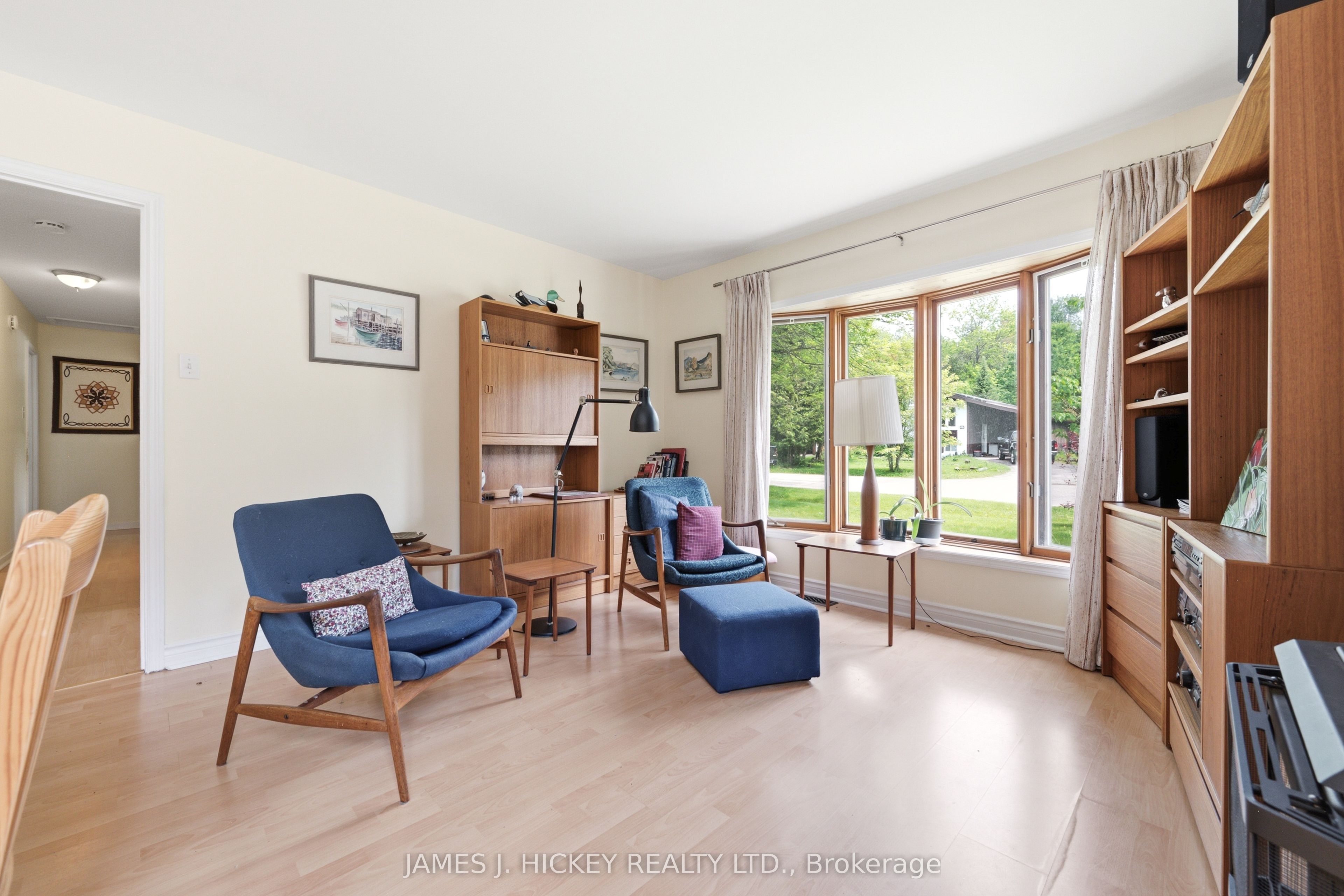 80 Beach Avenue, Deep River, ON K0J 1P0 photo 3
