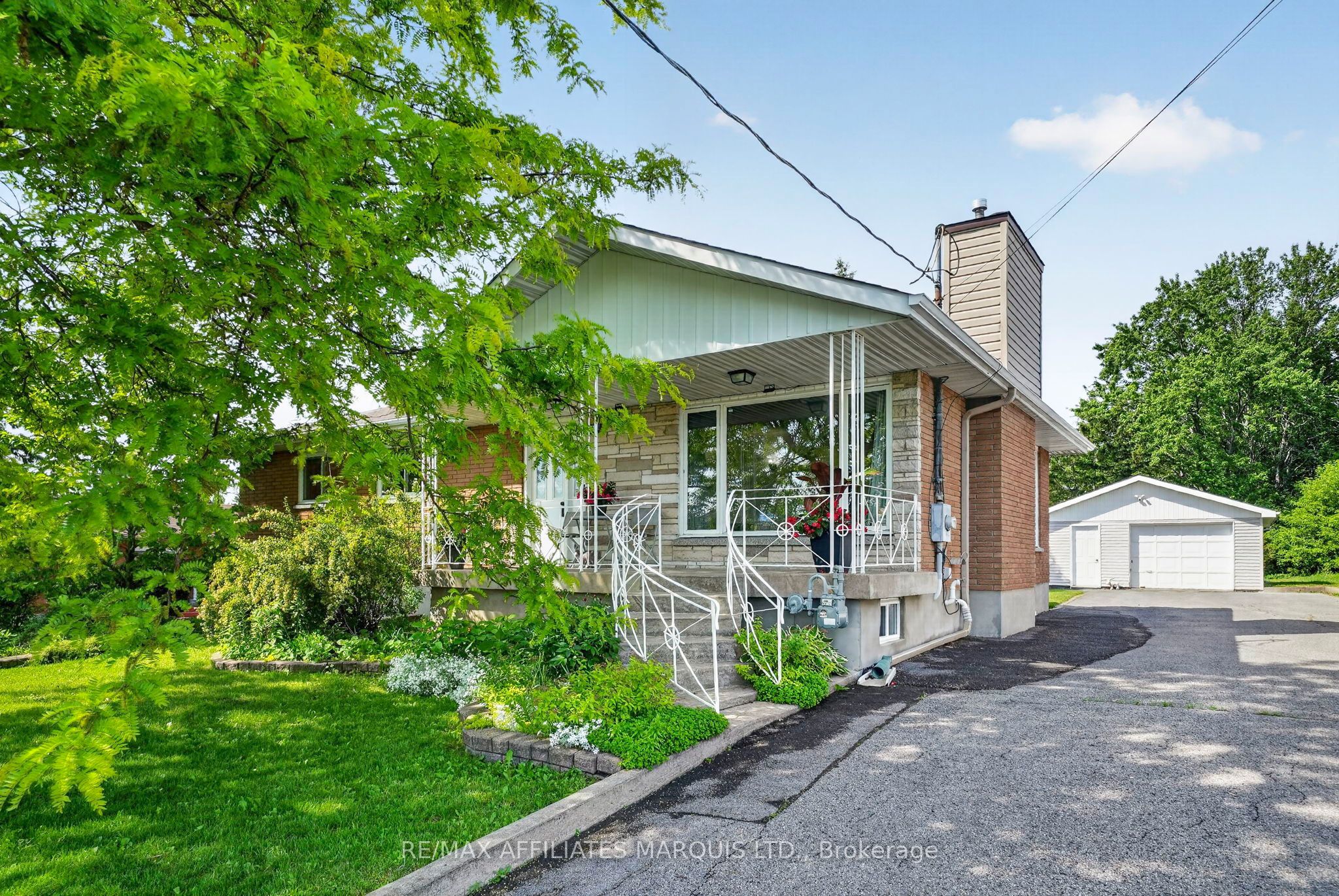 2706 Ross Avenue, Cornwall, ON K6K 1E5
