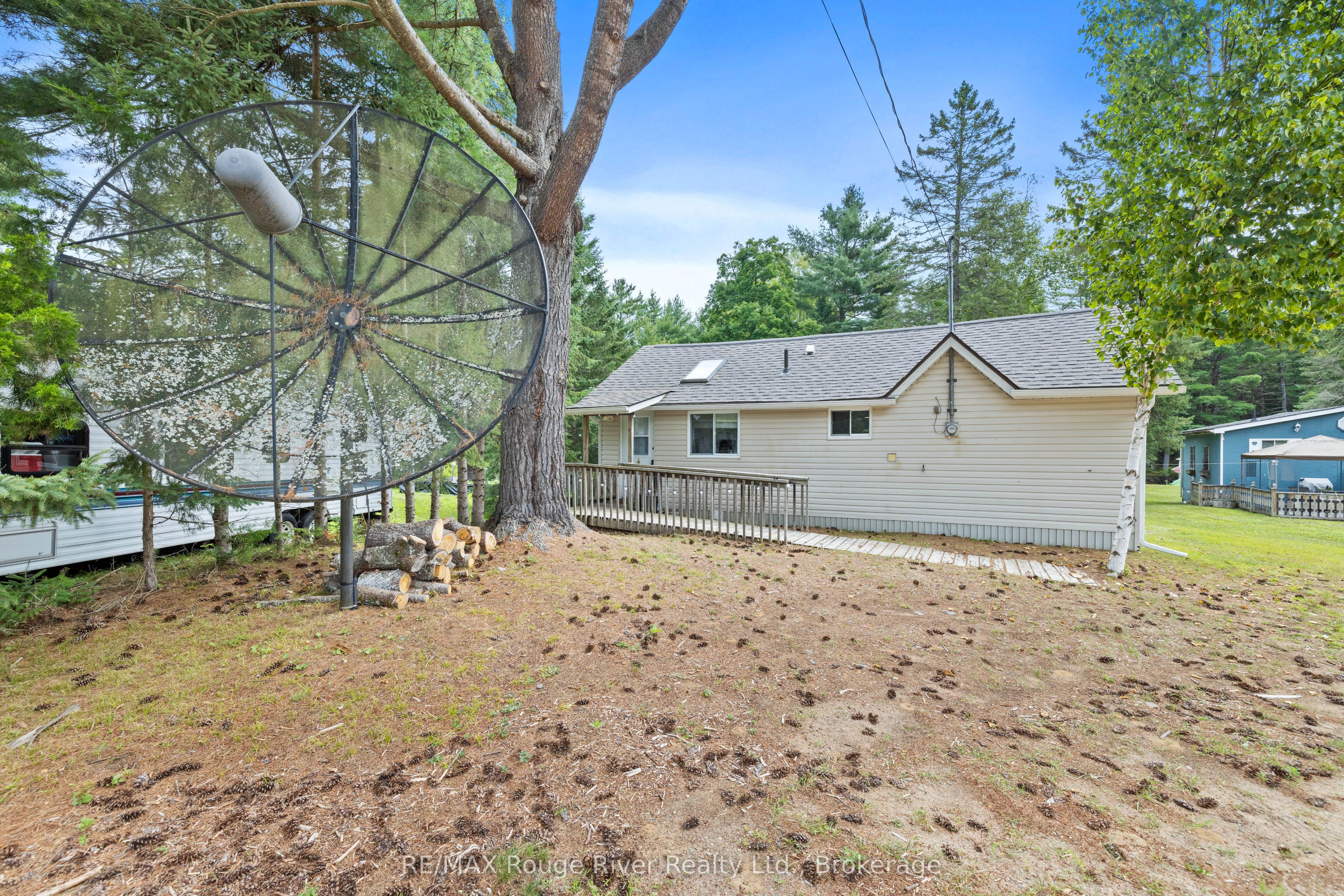 39 Hobo Lane, Hastings Highlands, ON K0L 1C0 photo 4