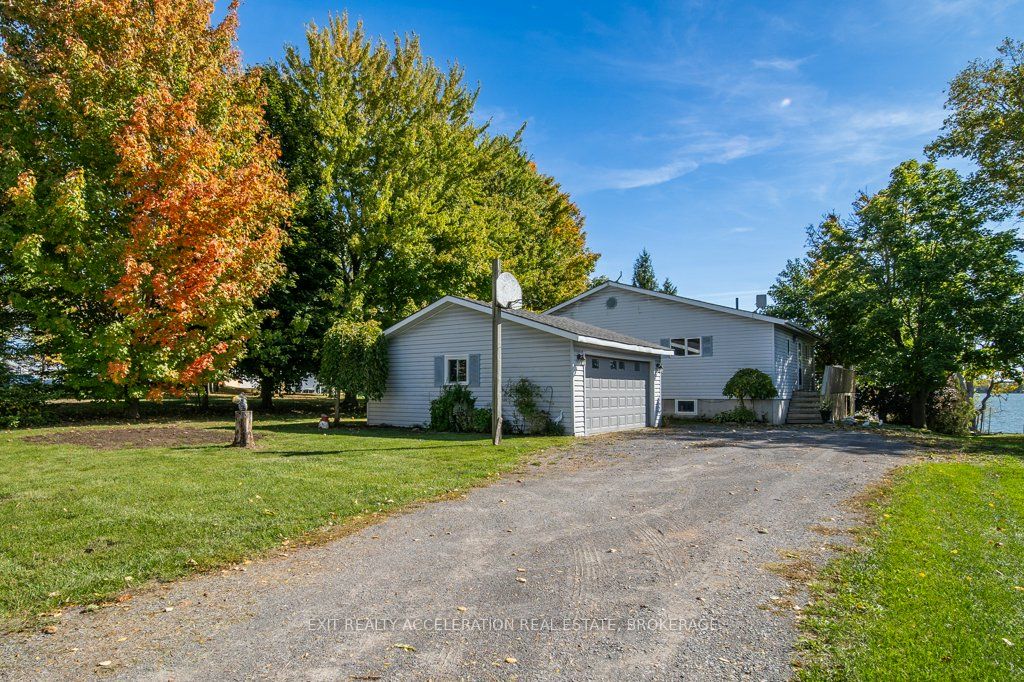 122 Bayview Drive, Greater Napanee, ON K7R 3K8 photo 2