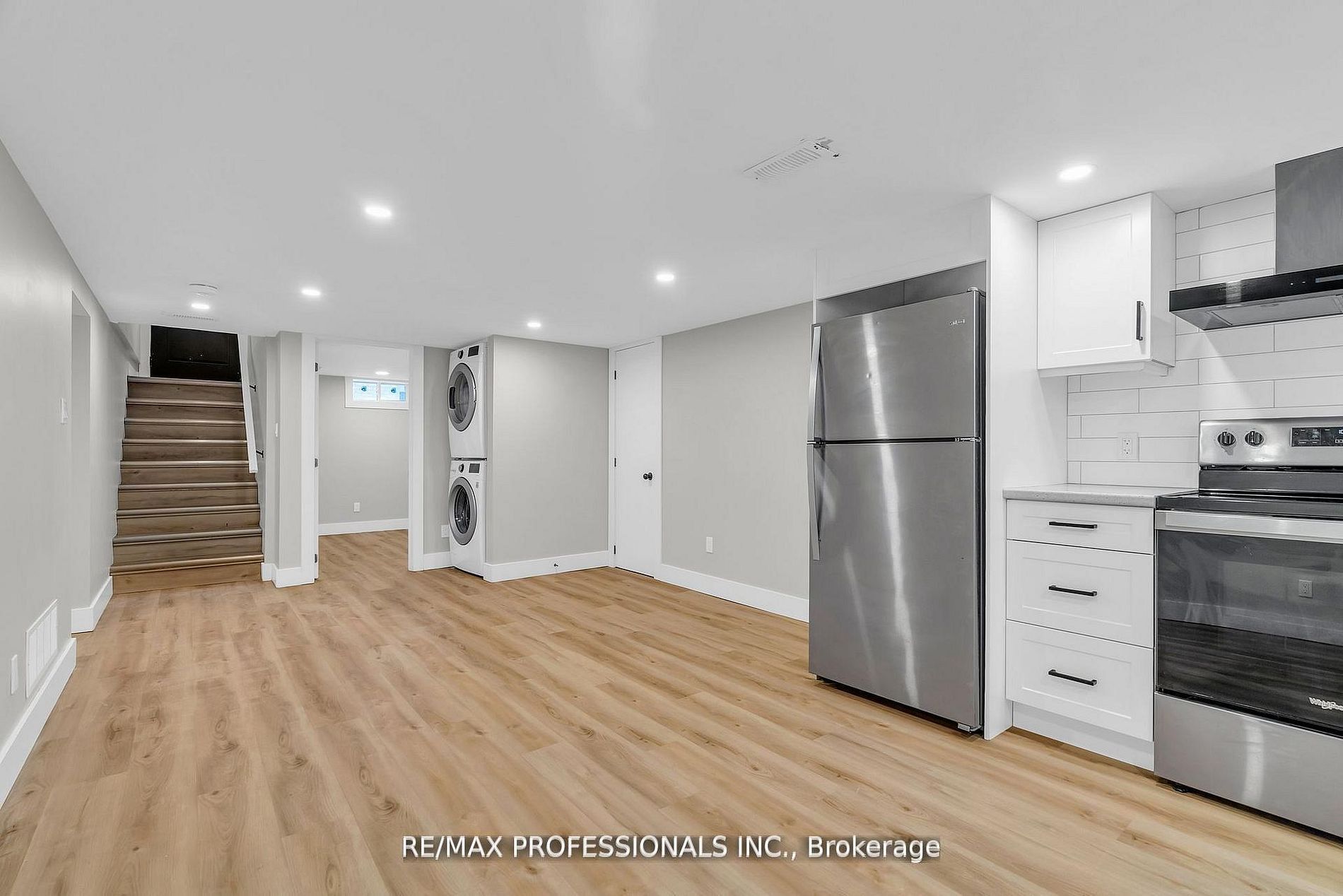 139 Byron Avenue Lower, Kitchener, ON N2C 1Z7 photo 5