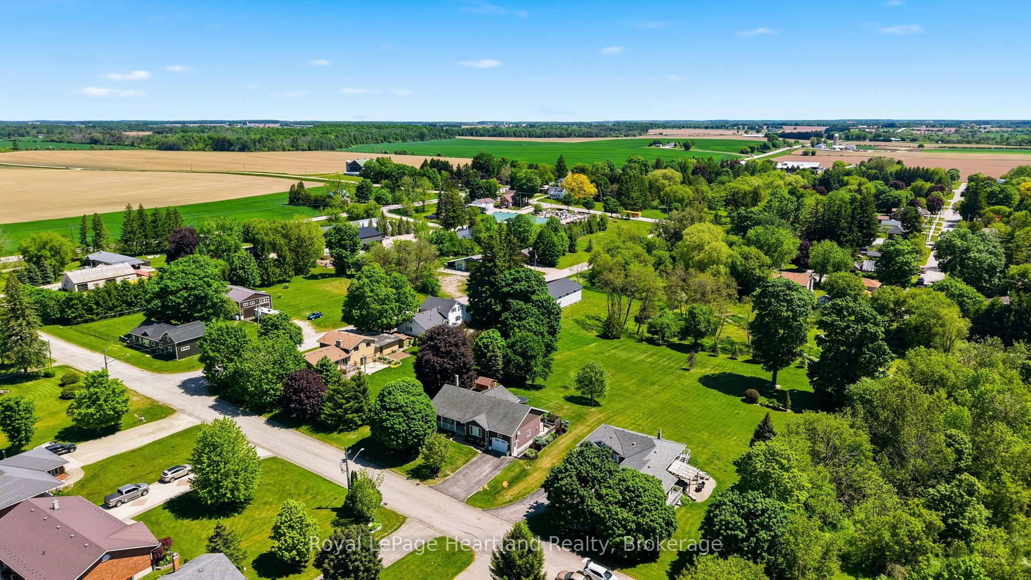 2015 Alma Street, Howick, ON N0G 1X0 photo 2