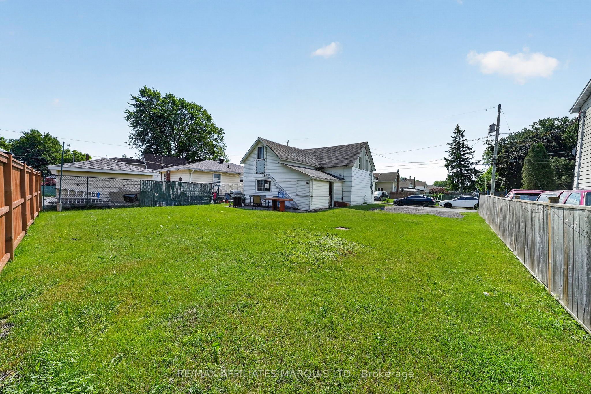 117 Sixth Street W, Cornwall, ON K6J 2W7 photo 4
