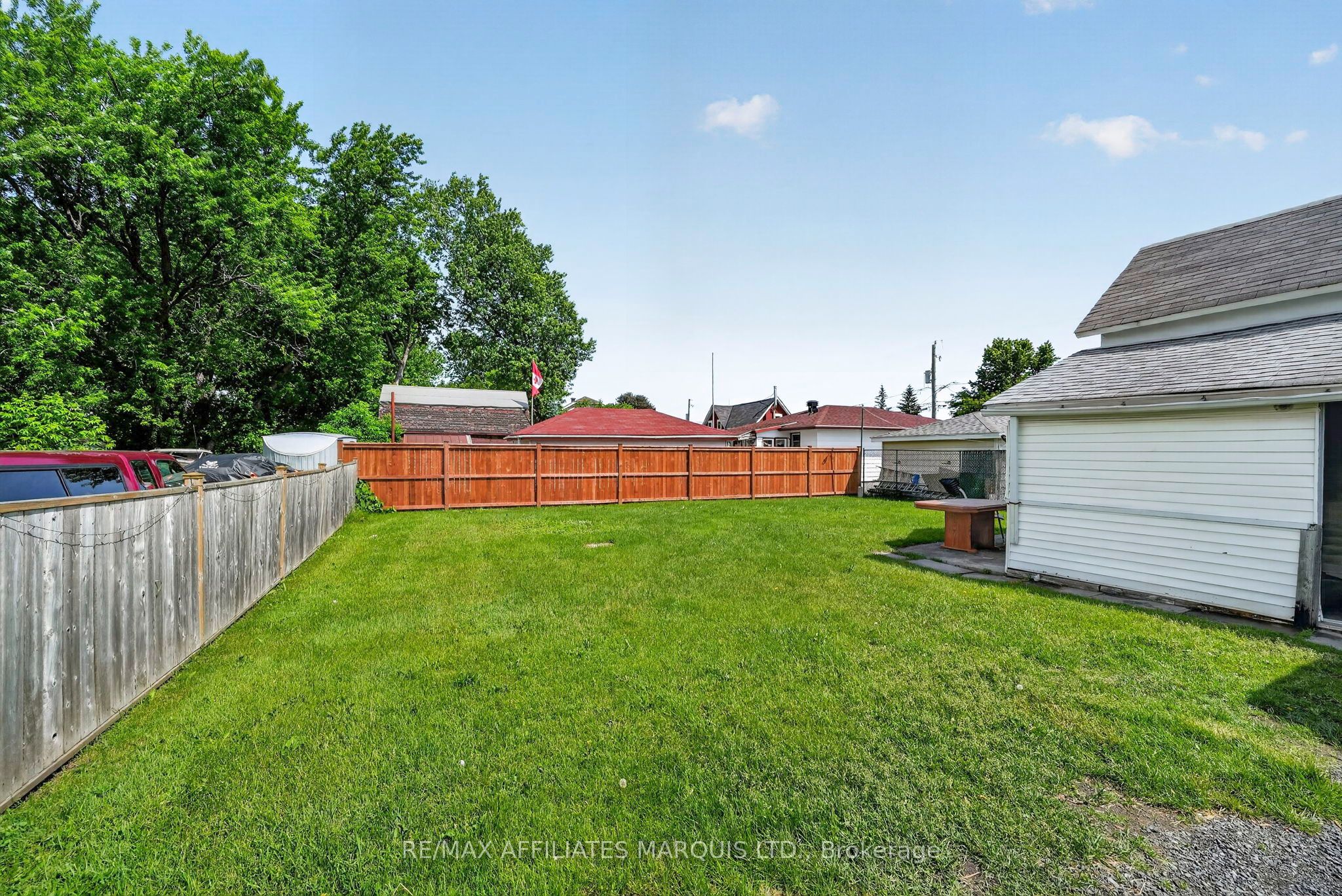 117 Sixth Street W, Cornwall, ON K6J 2W7 photo 5