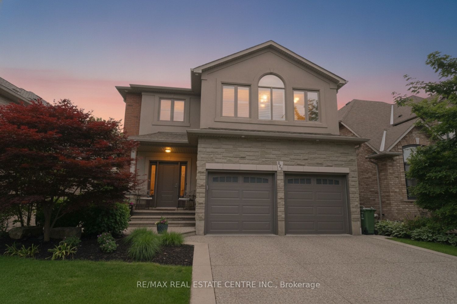 227 Valridge Drive, Hamilton, ON L9G 5C5 photo 3