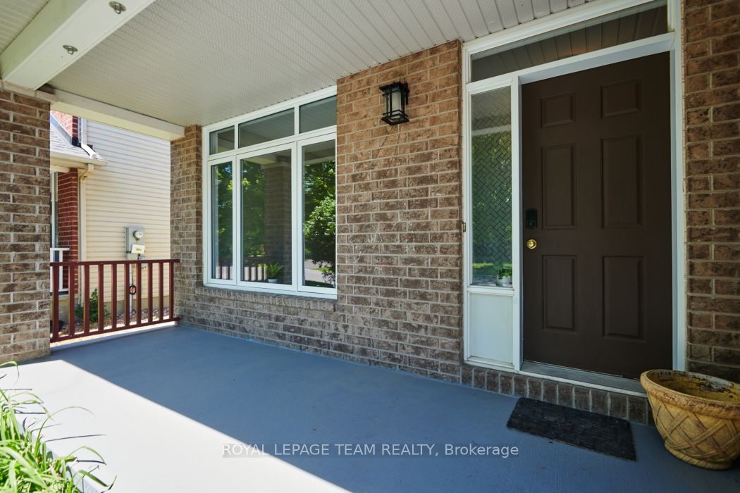 763 Long Point Circle, Blossom Park - Airport and Area, ON K1T 4H5 photo 4