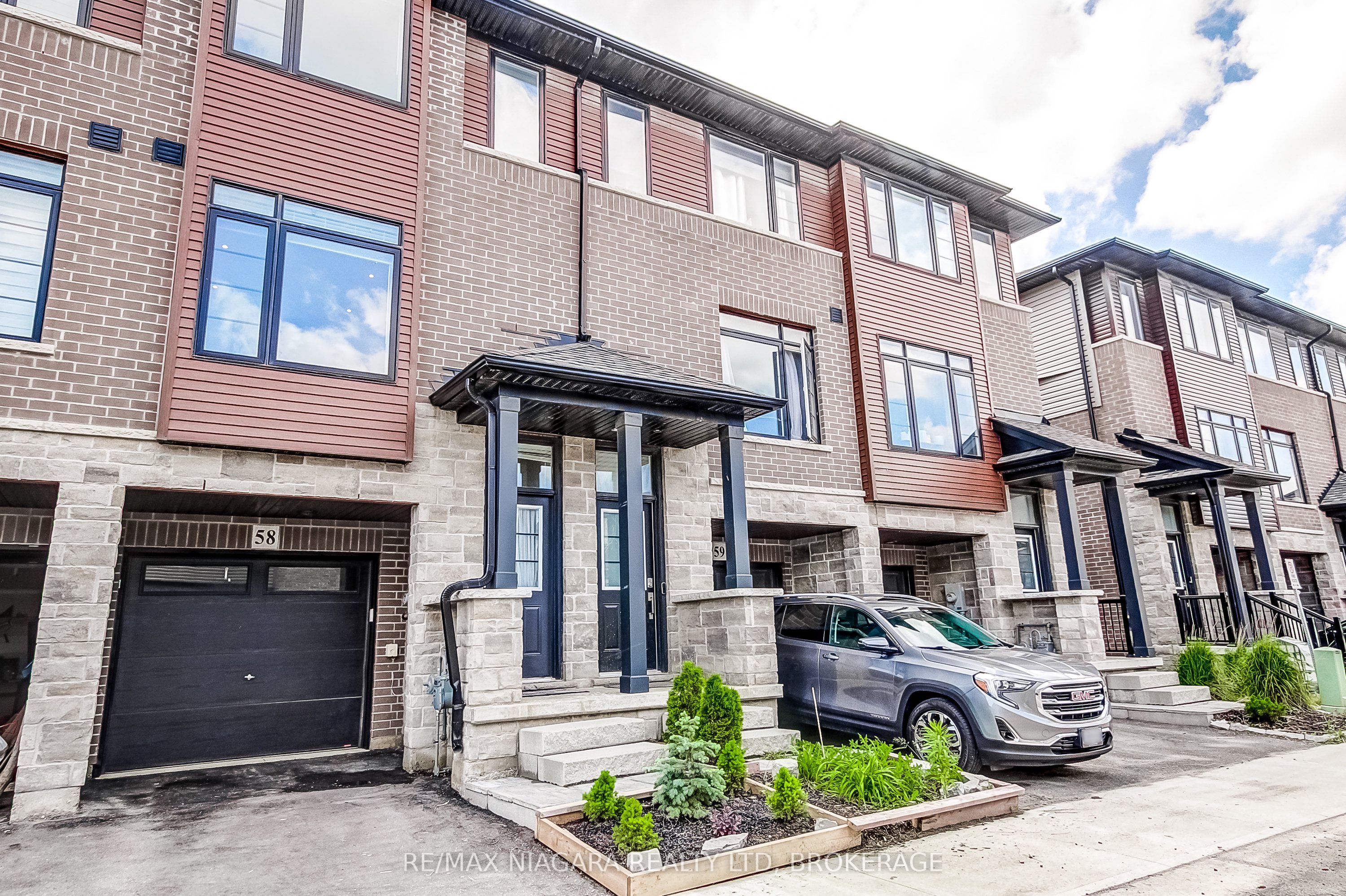 461 Blackburn Drive 58, Brantford, ON N3T 6S8