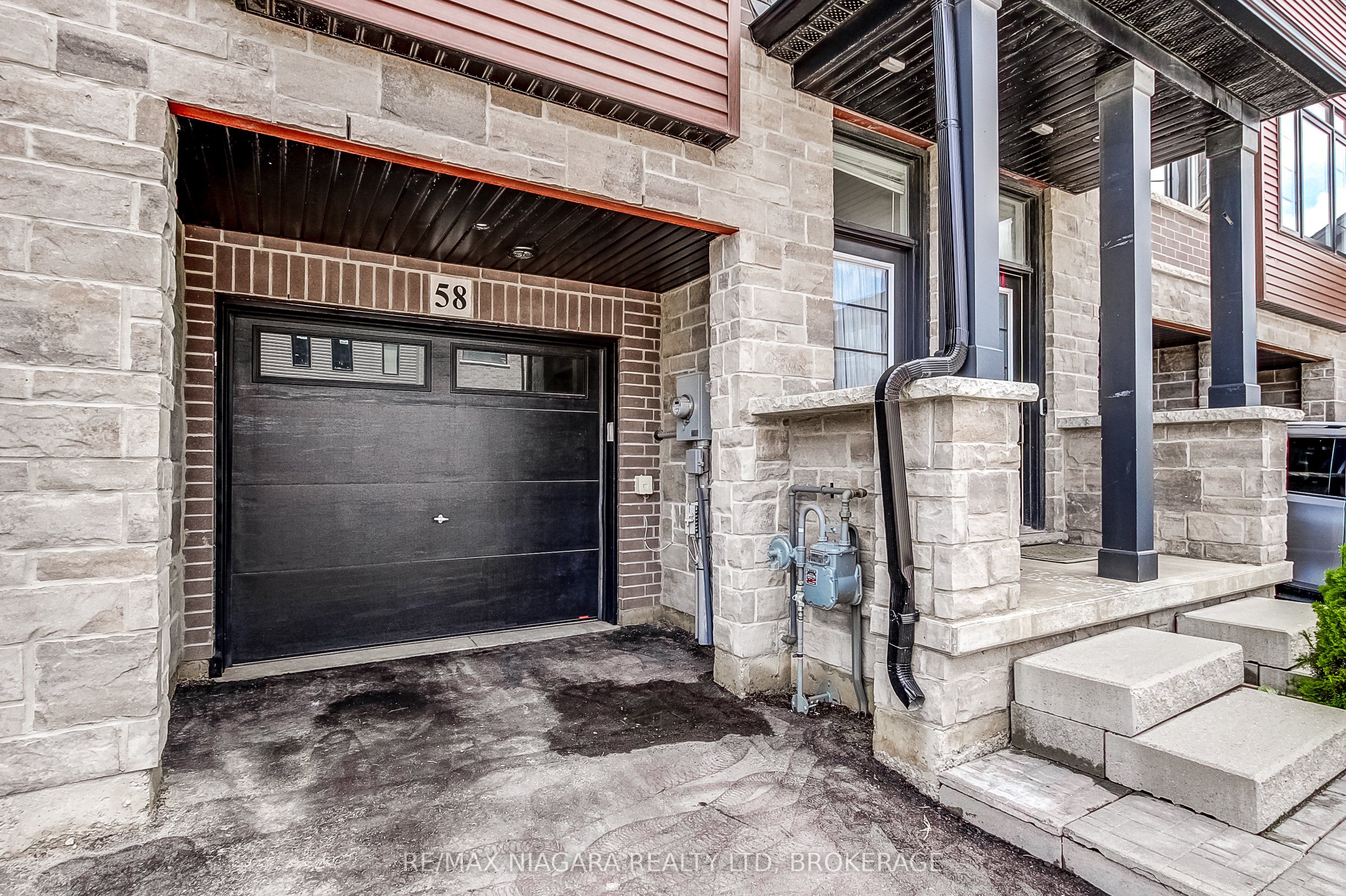 461 Blackburn Drive 58, Brantford, ON N3T 6S8 photo 4