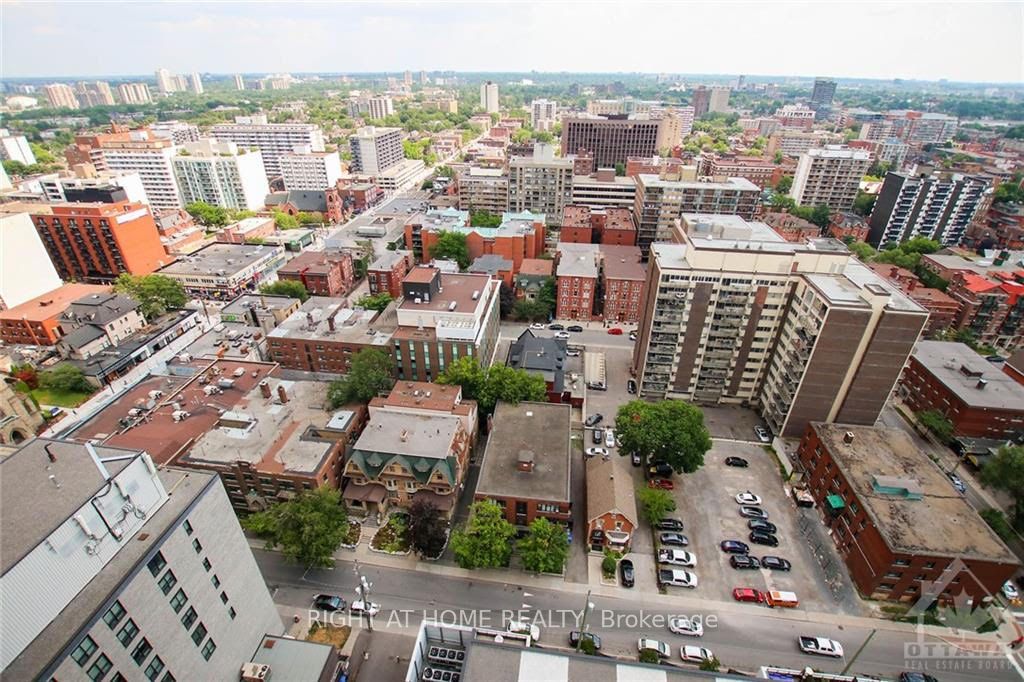 40 Nepean Street 2306, Ottawa Centre, ON K2P 0X5 photo 4