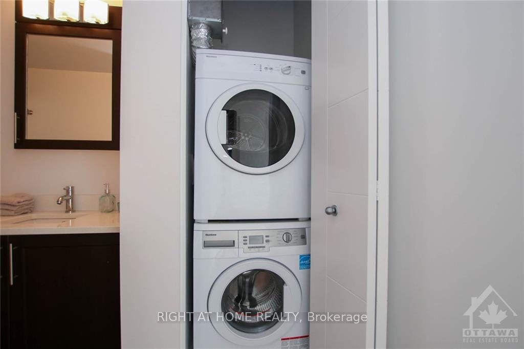 40 Nepean Street 2306, Ottawa Centre, ON K2P 0X5 photo 5