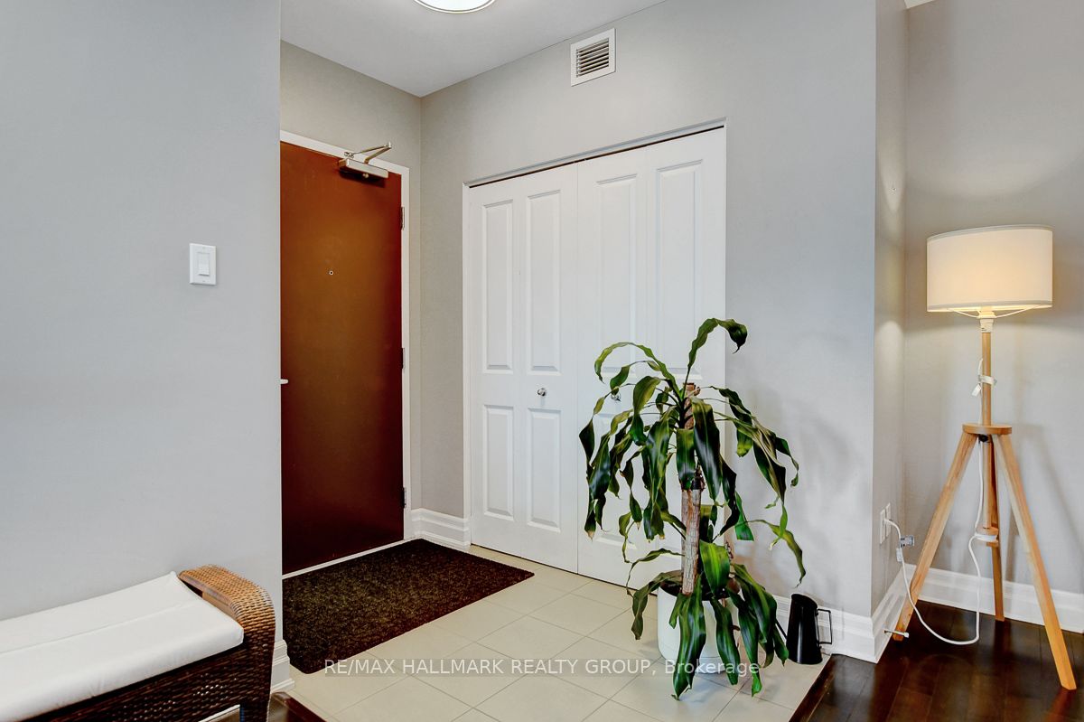 90 Landry Street 1101, Vanier and Kingsview Park, ON K1L 0A9 photo 5