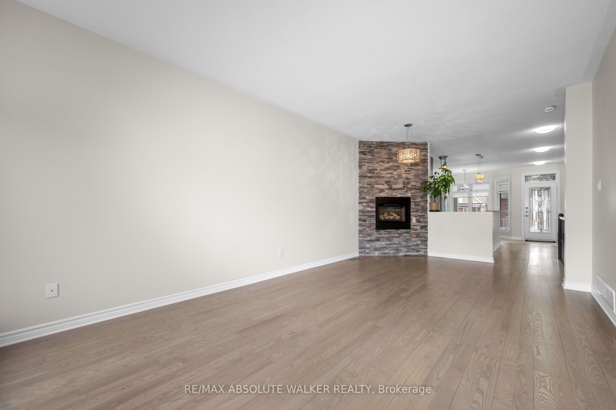 261 Bulrush Crescent, Blossom Park - Airport and Area, ON K1T 0E5 photo 5