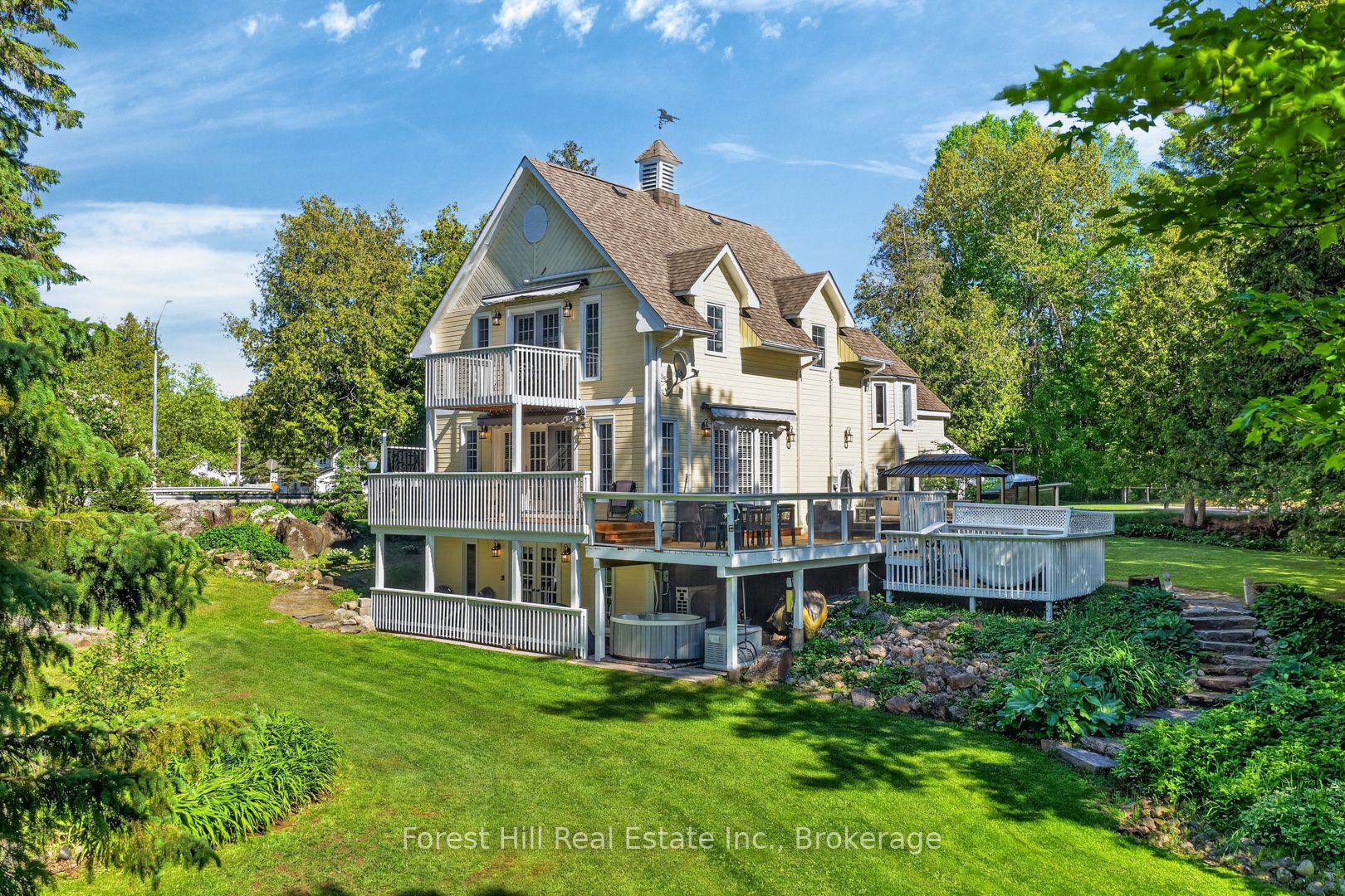 1029 Harvey Avenue, Algonquin Highlands, ON P0A 1E0 photo 4