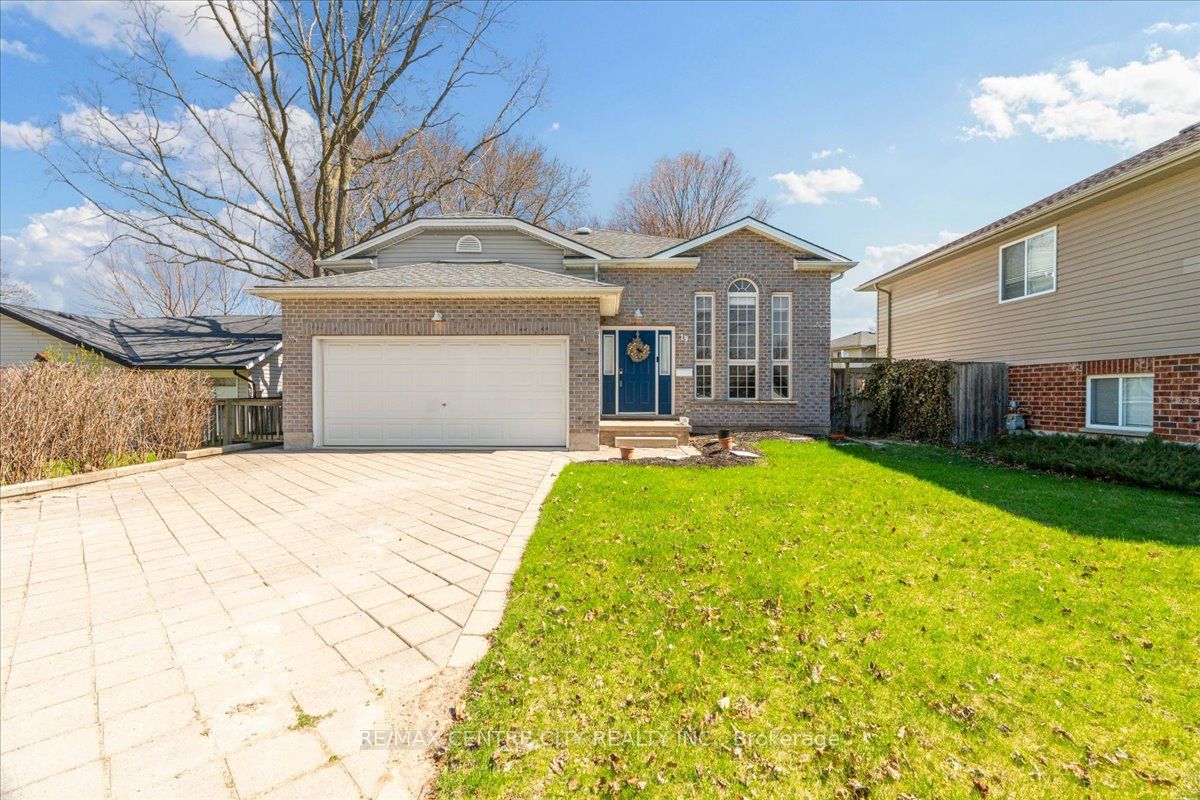 19 Dell Drive, Strathroy-Caradoc, ON N7G 1C6 photo 4