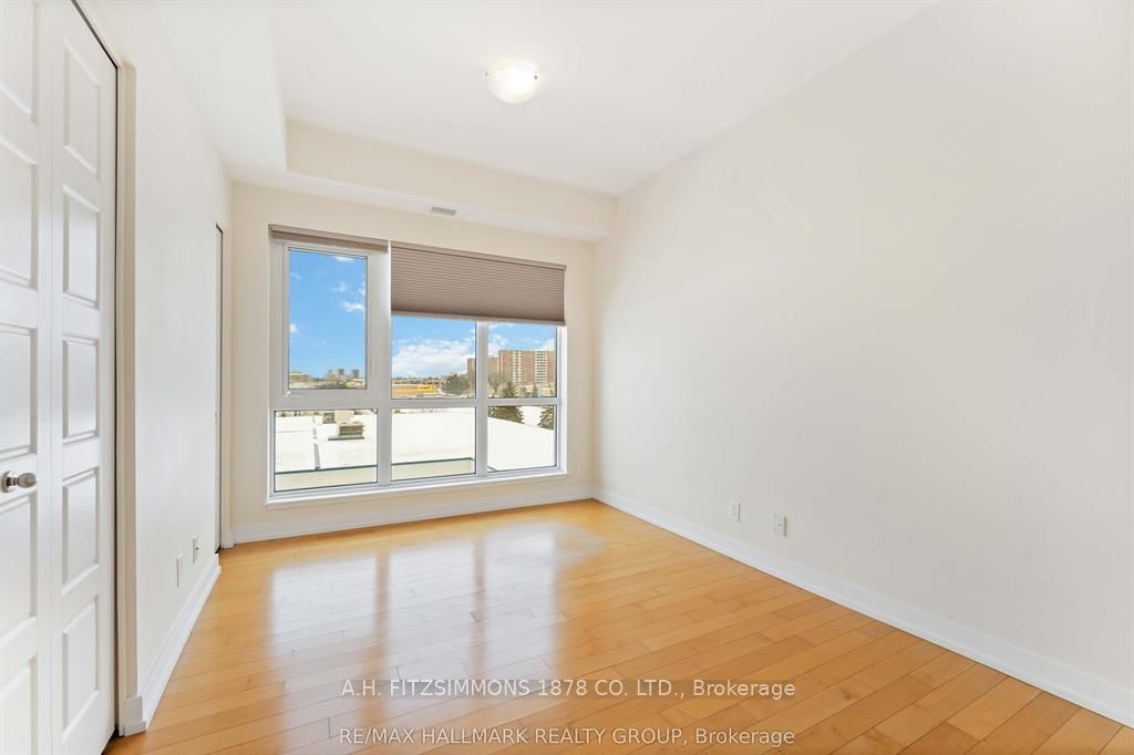 330 Titan Private 410, Cityview - Parkwoods Hills - Rideau Shore, ON K2G 1G3