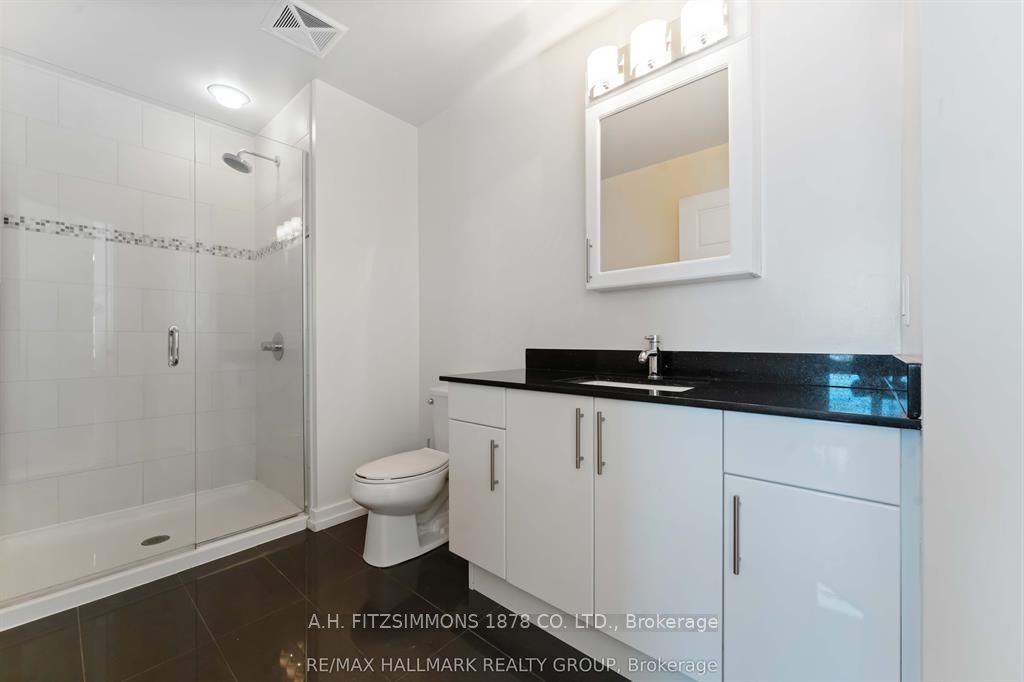 330 Titan Private 410, Cityview - Parkwoods Hills - Rideau Shore, ON K2G 1G3 photo 2
