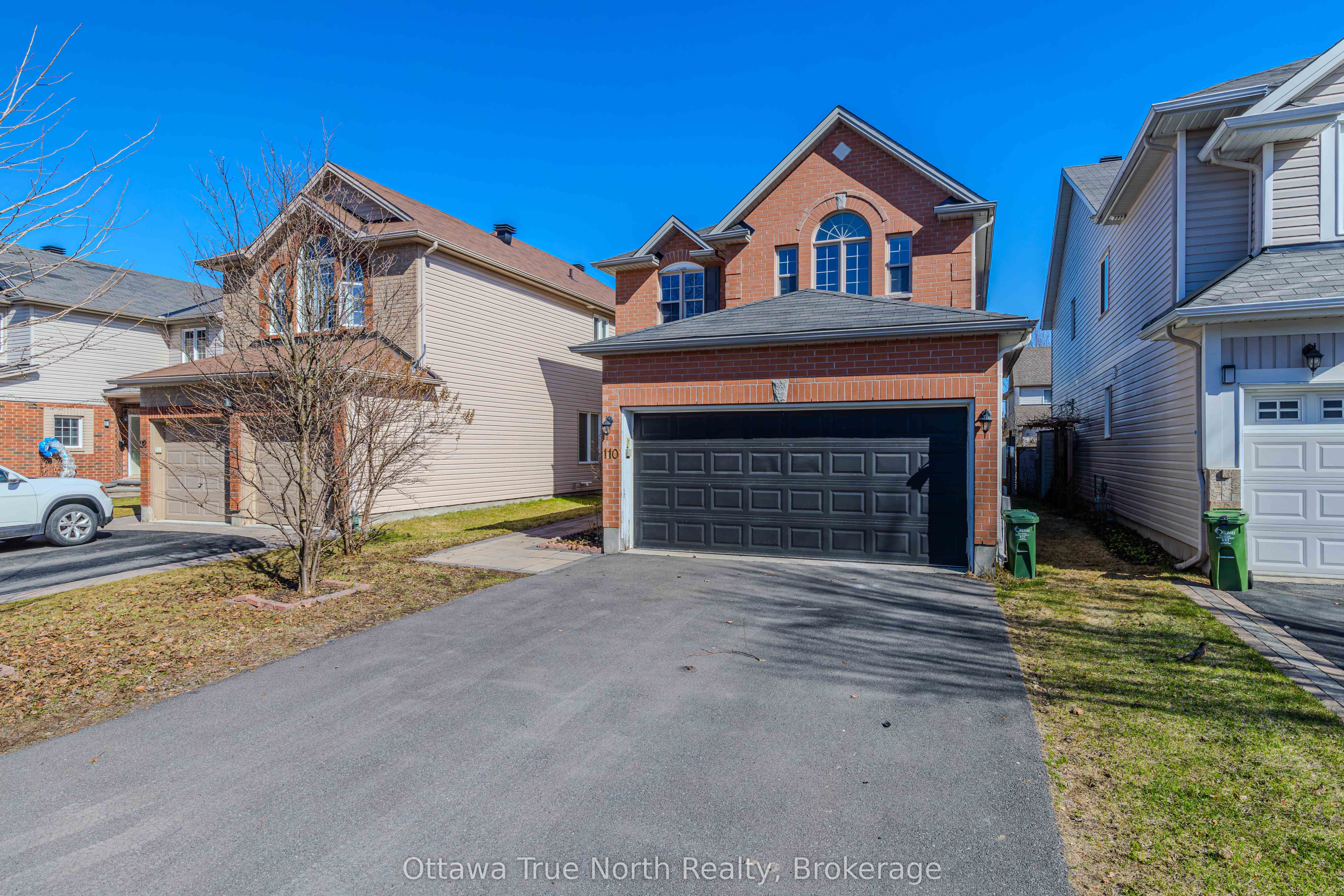 110 Macara Crescent, Kanata, ON K2K 0E1 photo 2