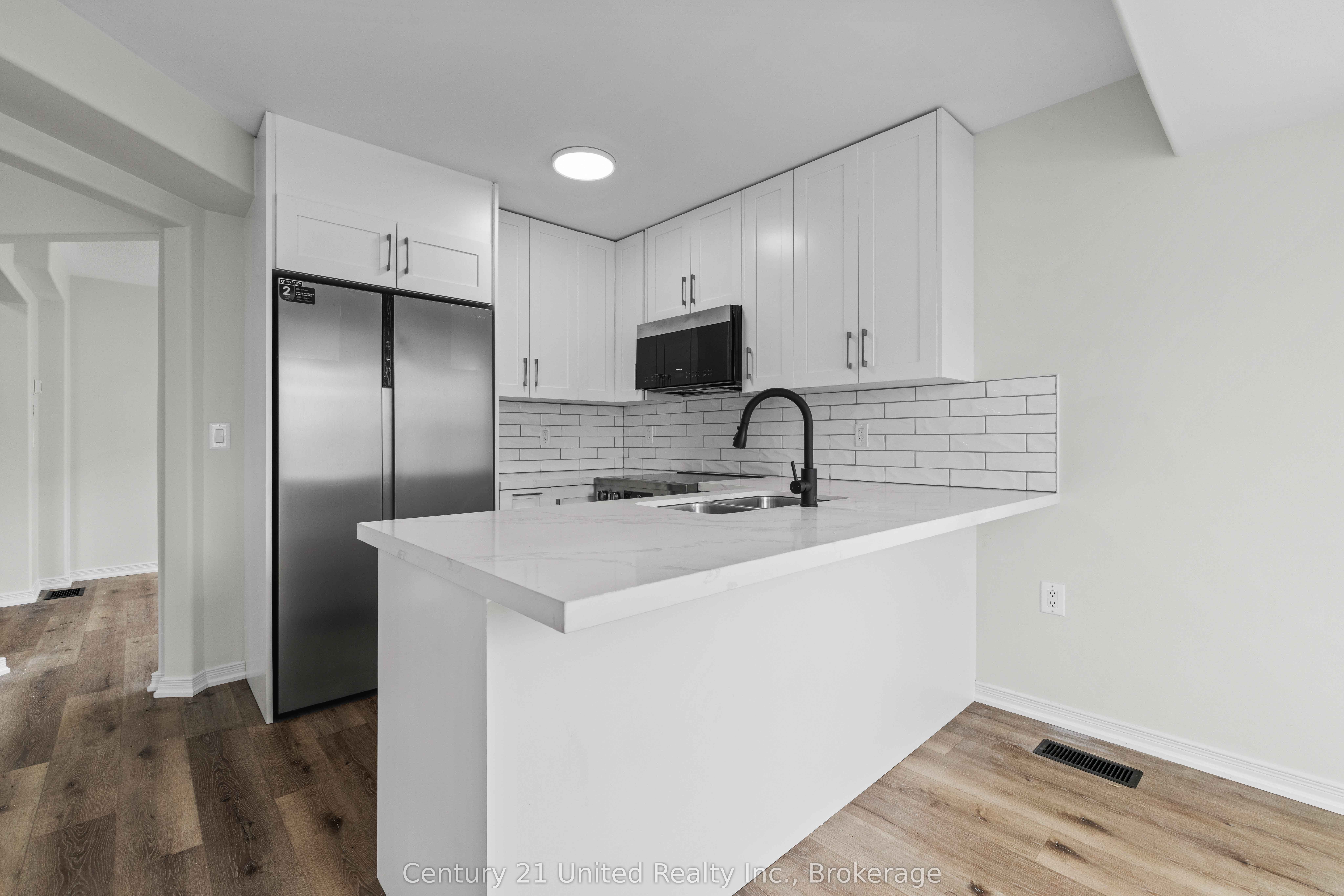 525 Clancy Crescent, Peterborough, ON K9K 2S1 photo 3