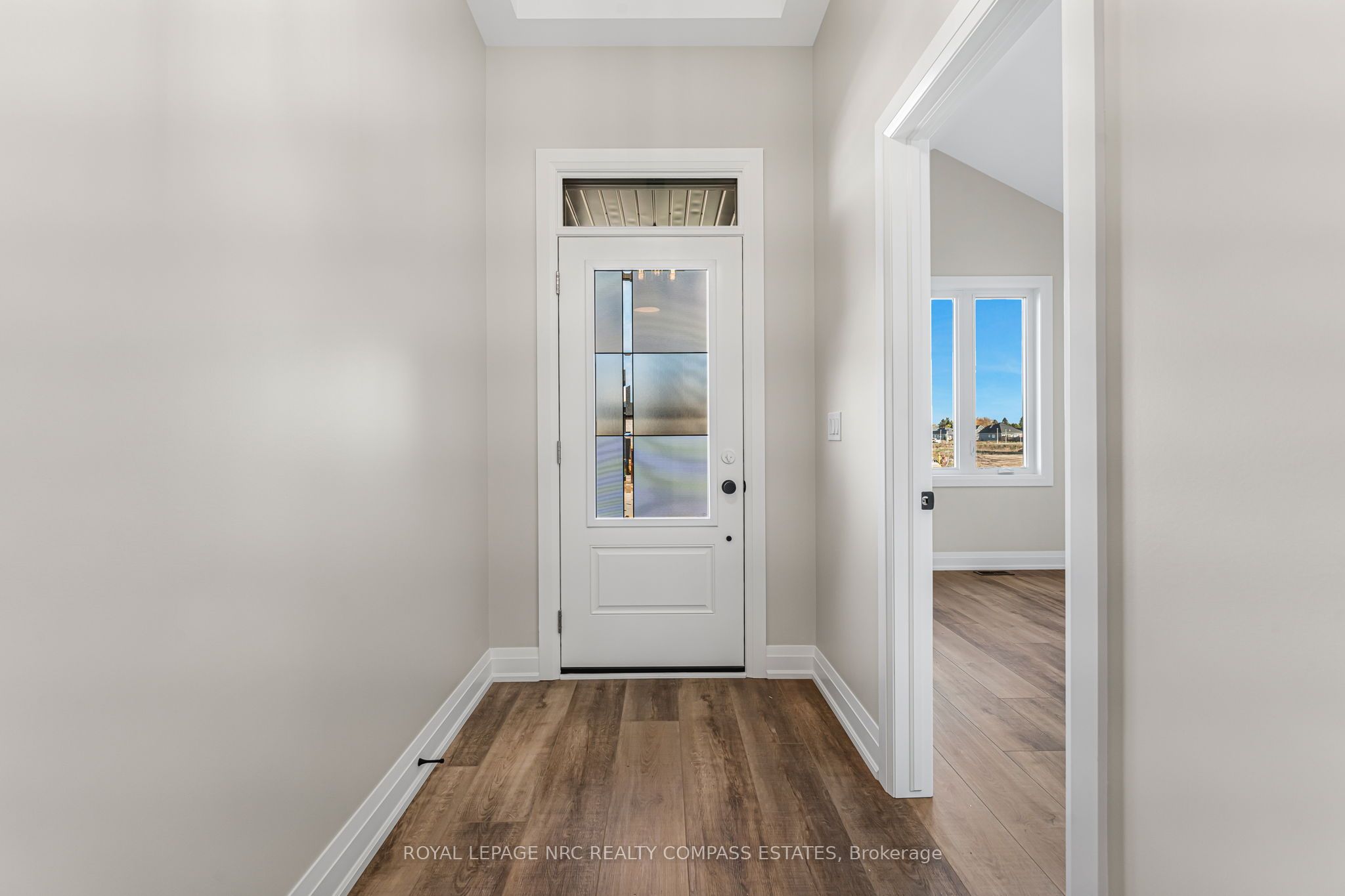 21 CROSSROADS Drive, Niagara-on-the-Lake, ON L0S 1J0 photo 2