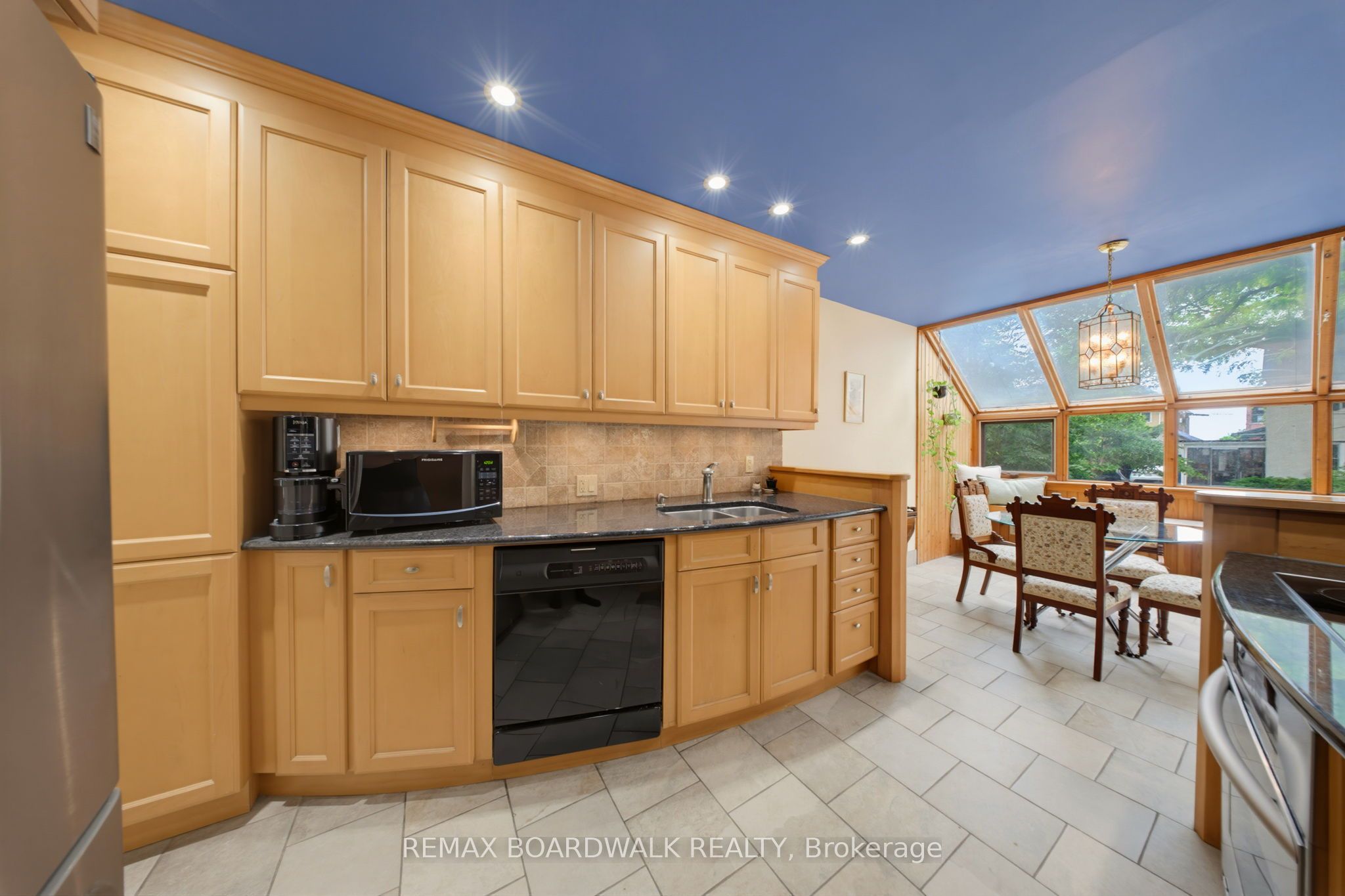 595 Besserer Street B, Lower Town - Sandy Hill, ON K1N 6C8 photo 5