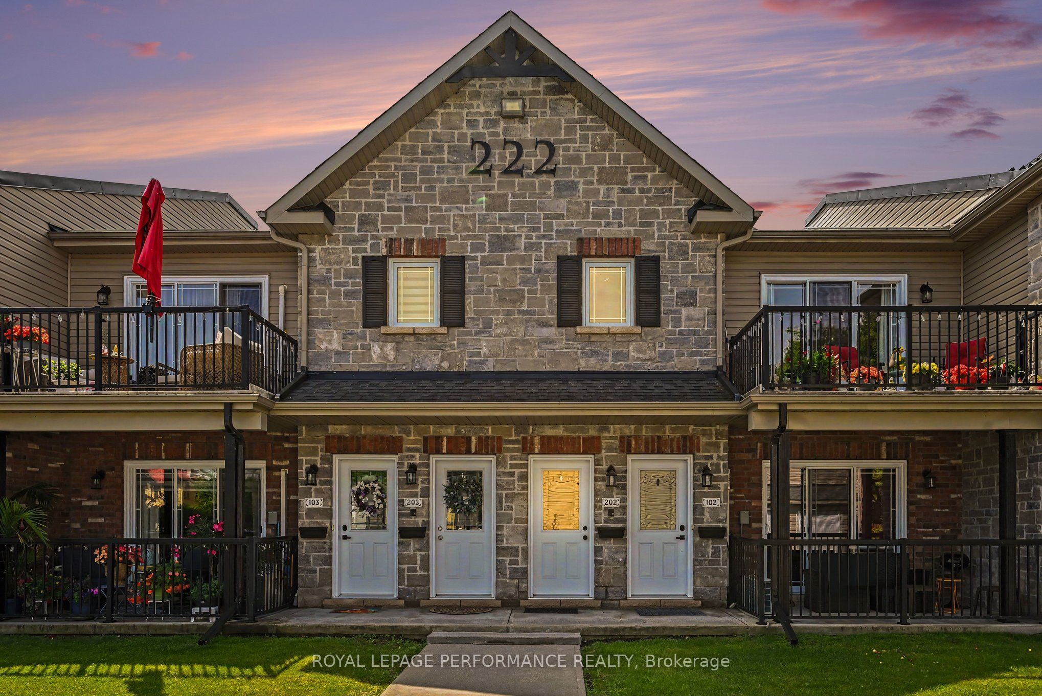 222 First Street E 202, Cornwall, ON K6H 0G2 photo 3