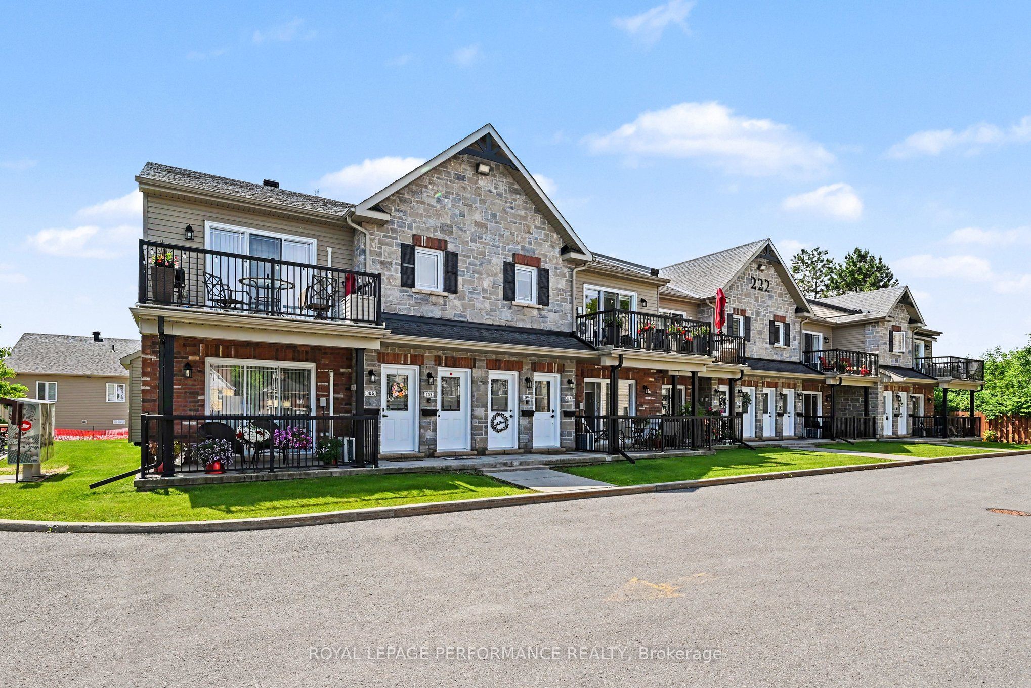 222 First Street E 202, Cornwall, ON K6H 0G2 photo 4