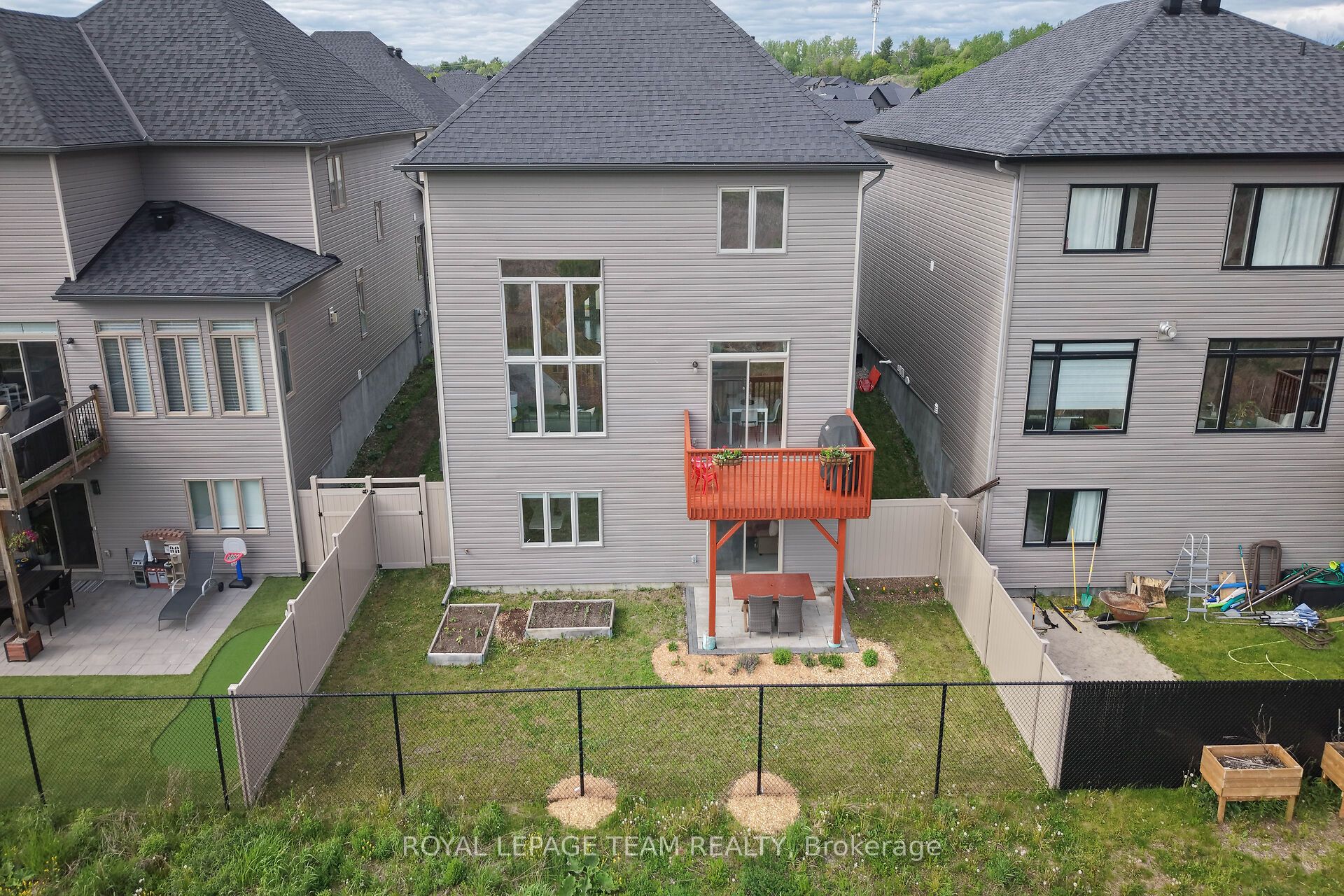 154 Winterhaven Drive, Orleans - Convent Glen and Area, ON K1W 0P1 photo 4