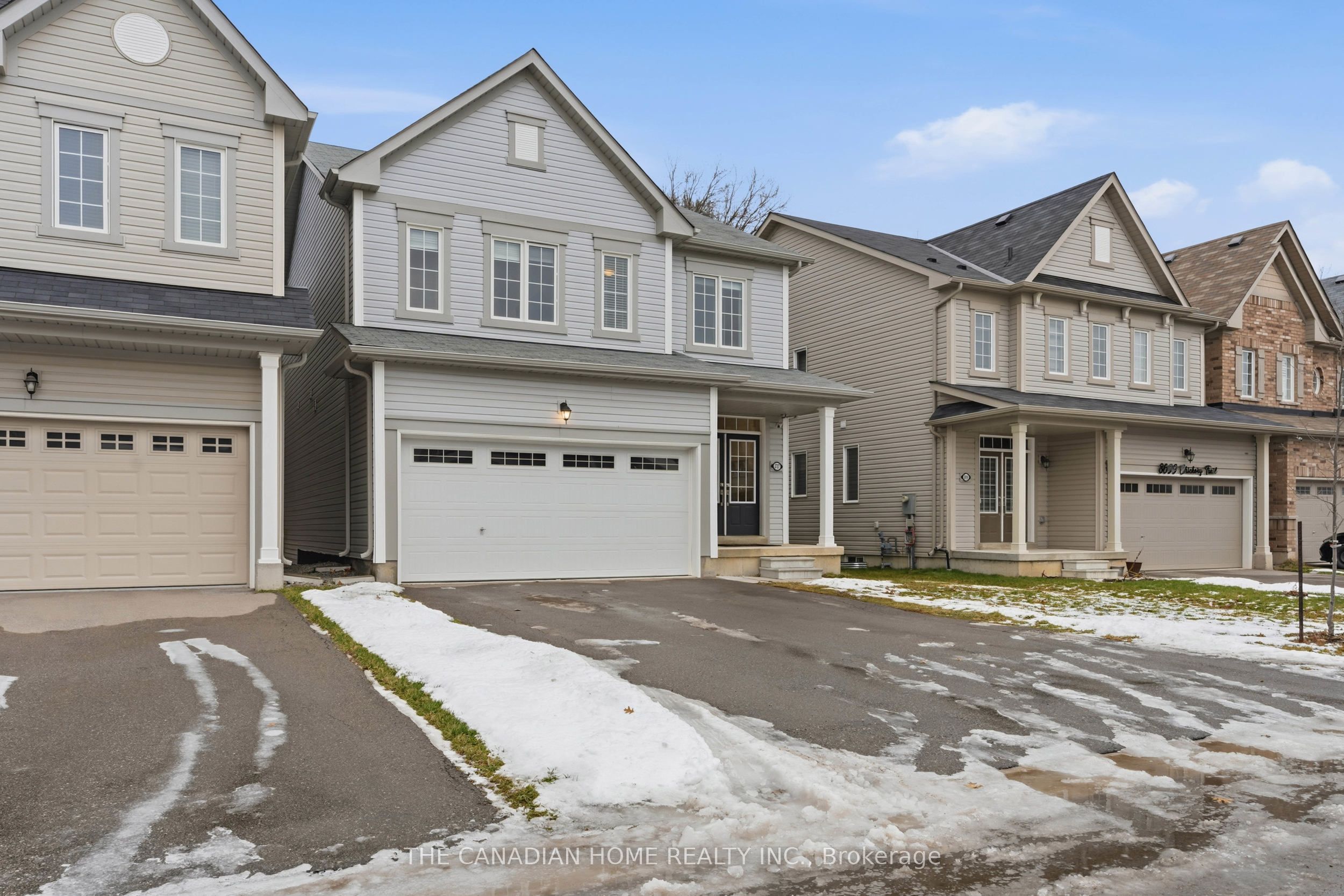 8707 CHICKORY Trail, Niagara Falls, ON L2H 3S4 photo 2