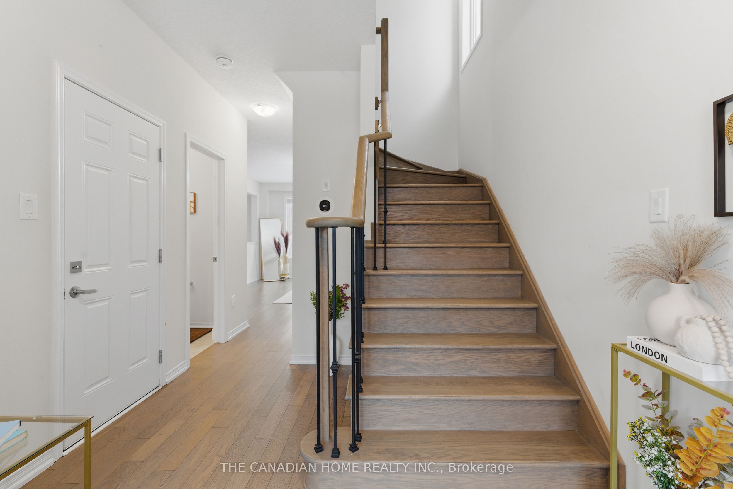 8707 CHICKORY Trail, Niagara Falls, ON L2H 3S4 photo 5