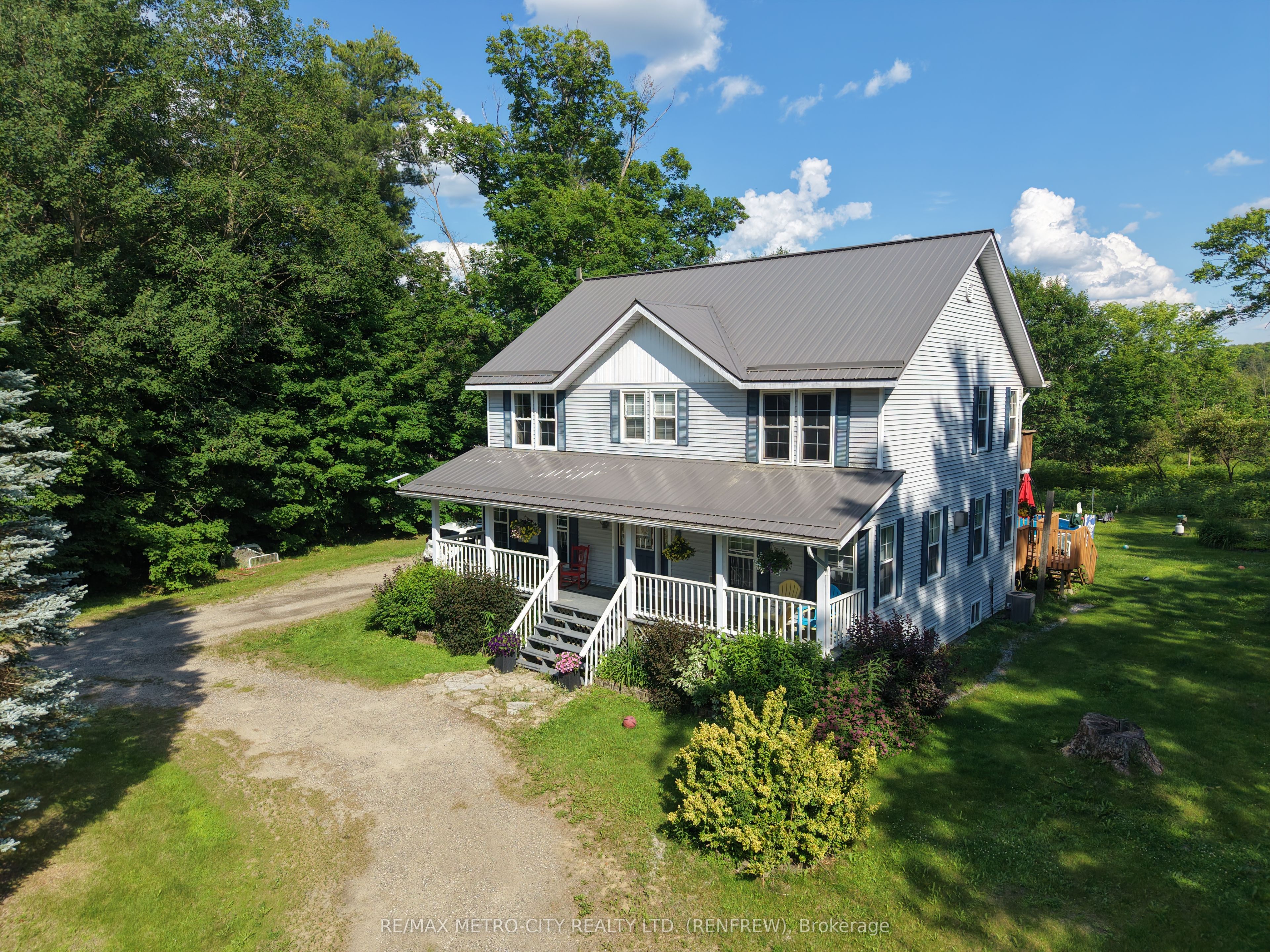 121 Pheasant Run, Greater Madawaska, ON K0J 1H0 photo 3