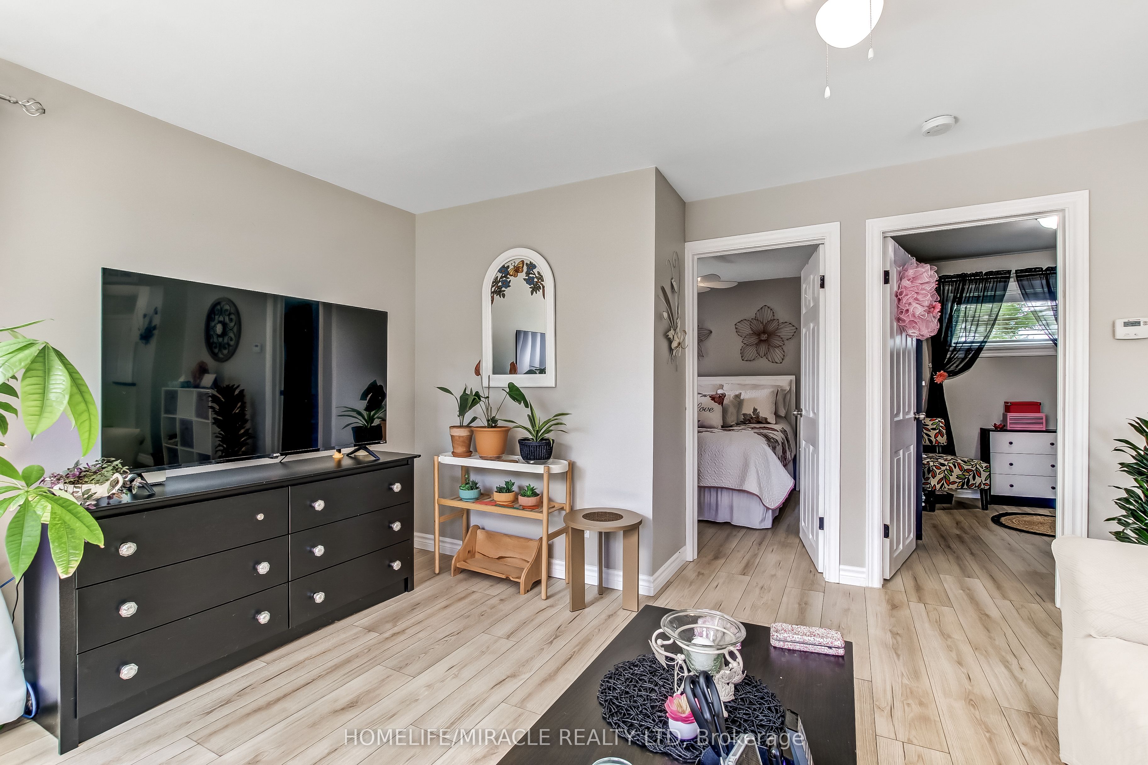 33 Ontario Street, Tillsonburg, ON N4G 2V7 photo 5