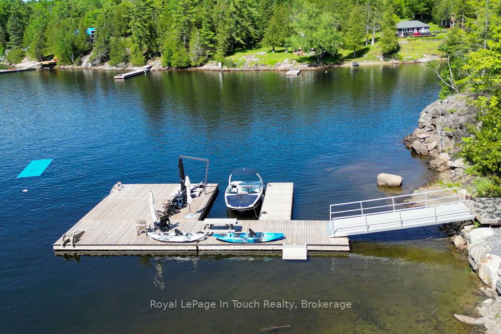 700 Island 980 / Deer Island, Georgian Bay, ON P0E 1E0 photo 2
