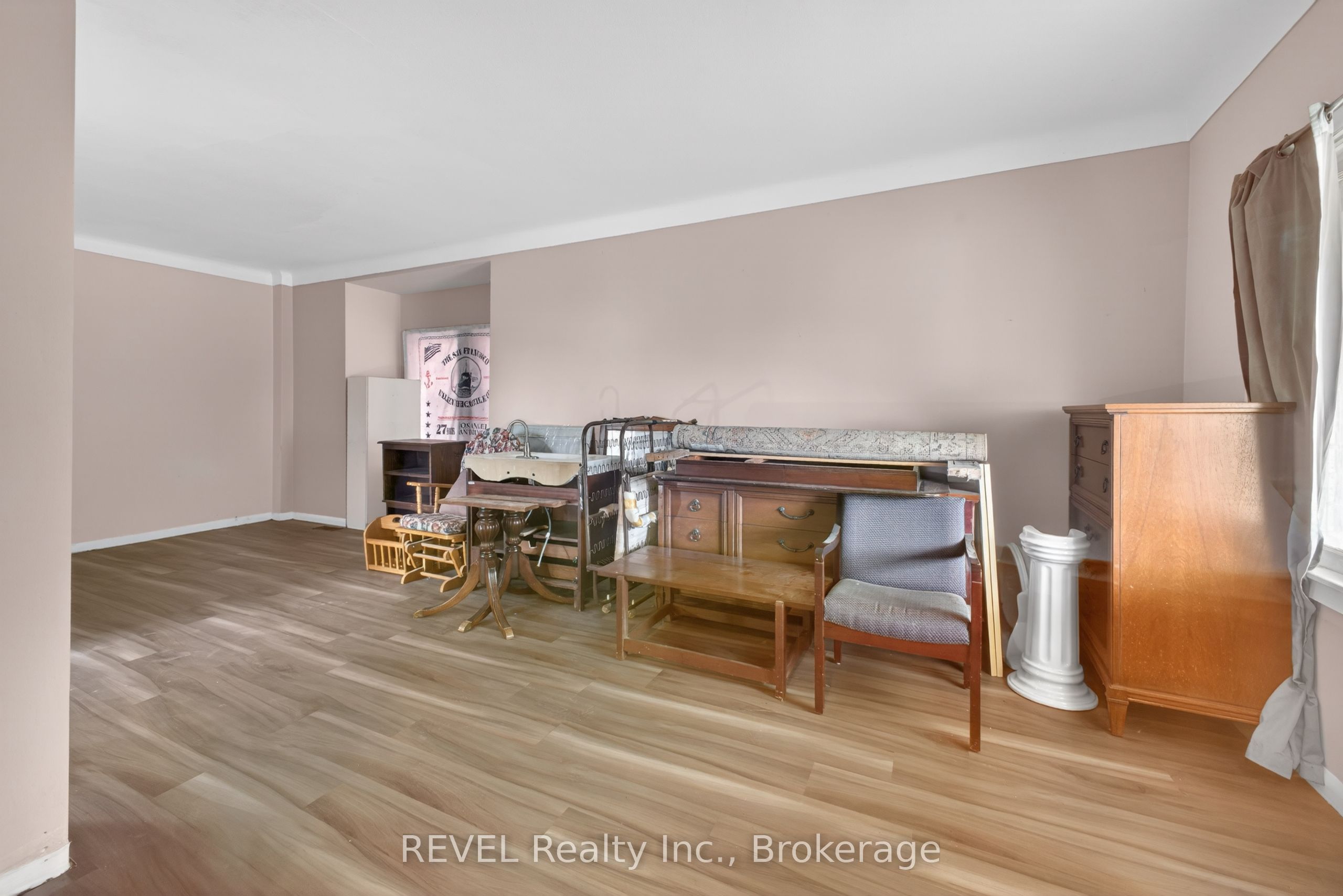 64 Division Street, St. Catharines, ON L2R 3G6 photo 4